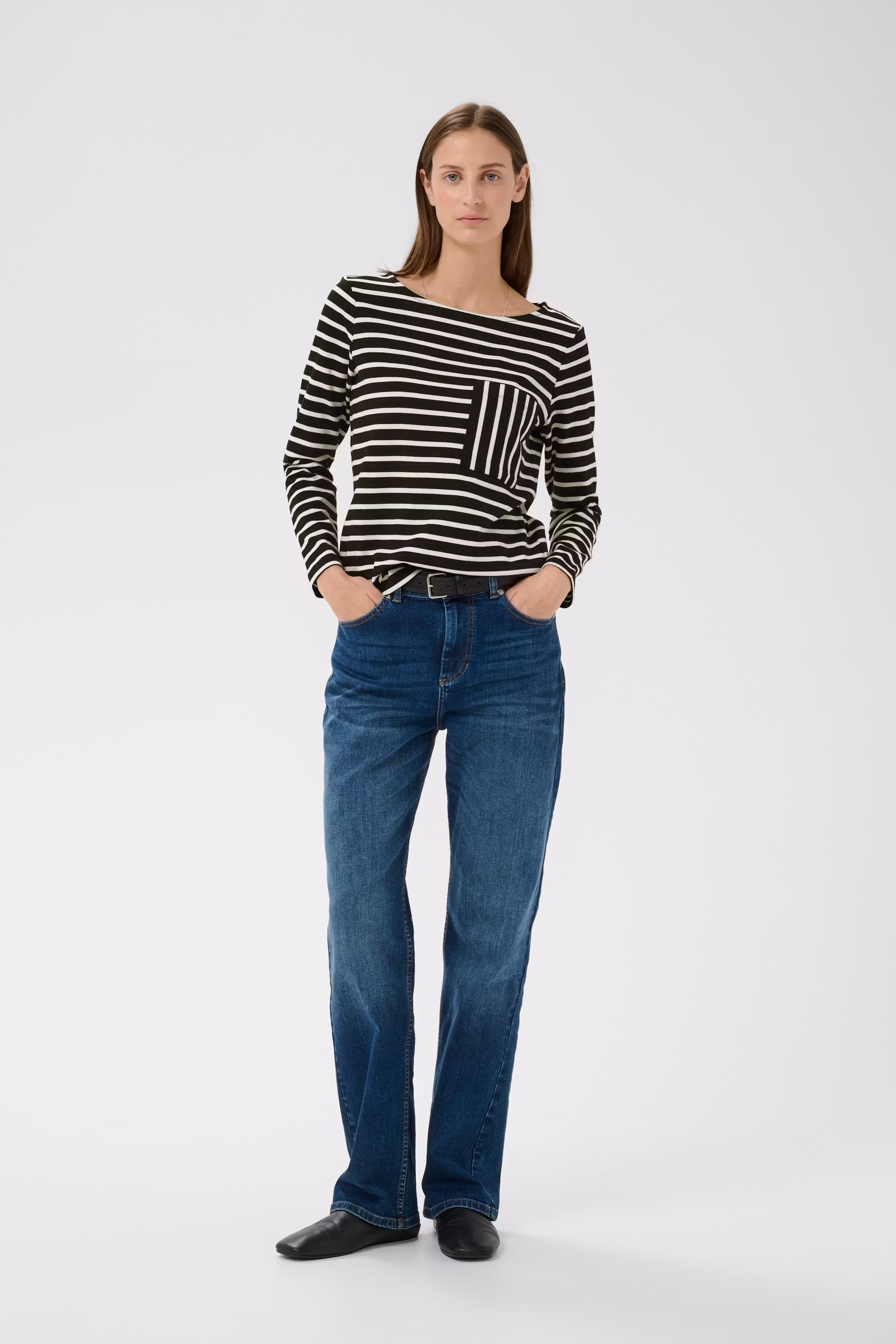 DELLAIW T-shirt LOOKBOOK FRONT 30112419-900006724