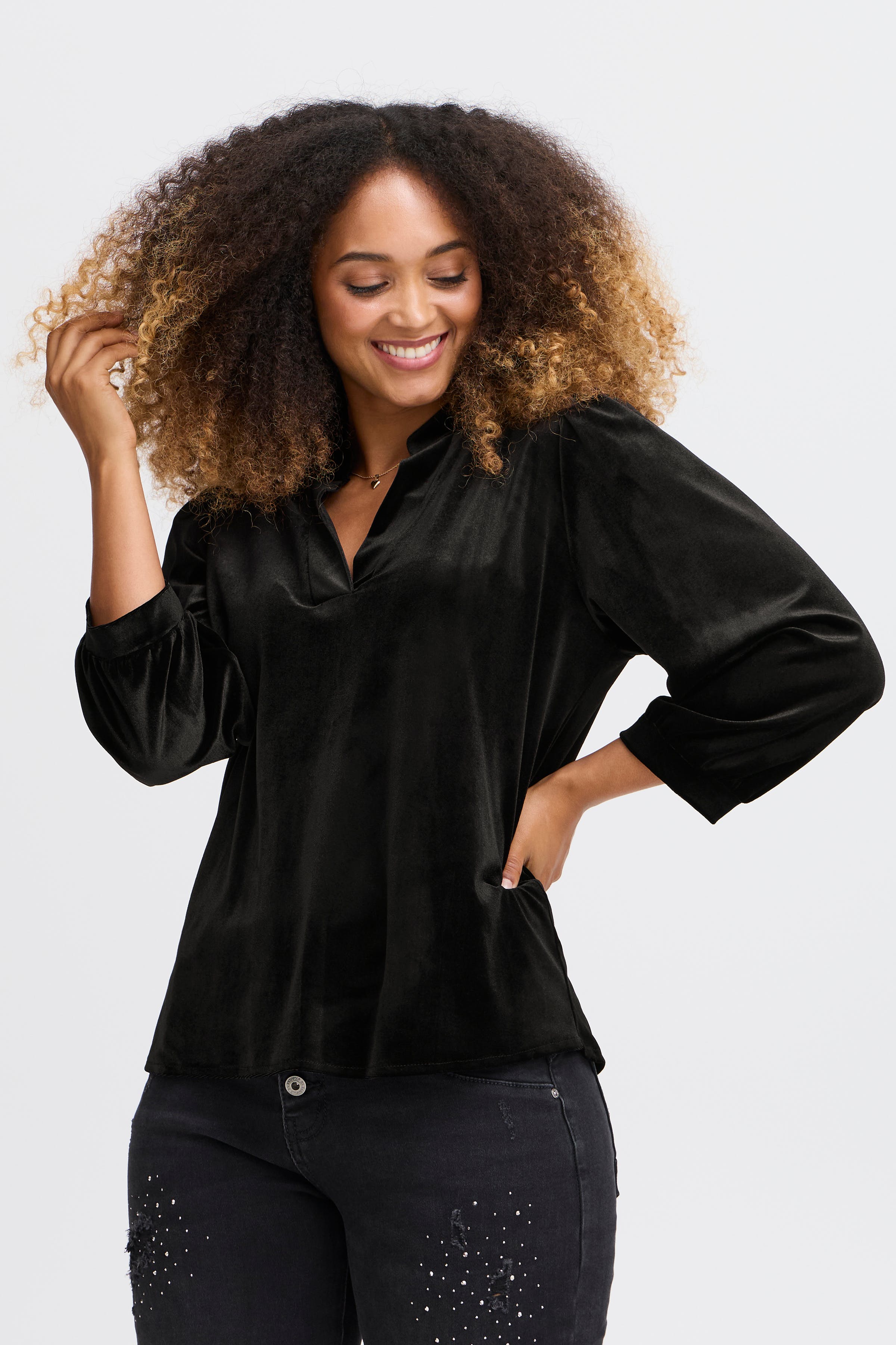 SBVELVETTA Bluse LOOKBOOK FRONT 22100855-190303