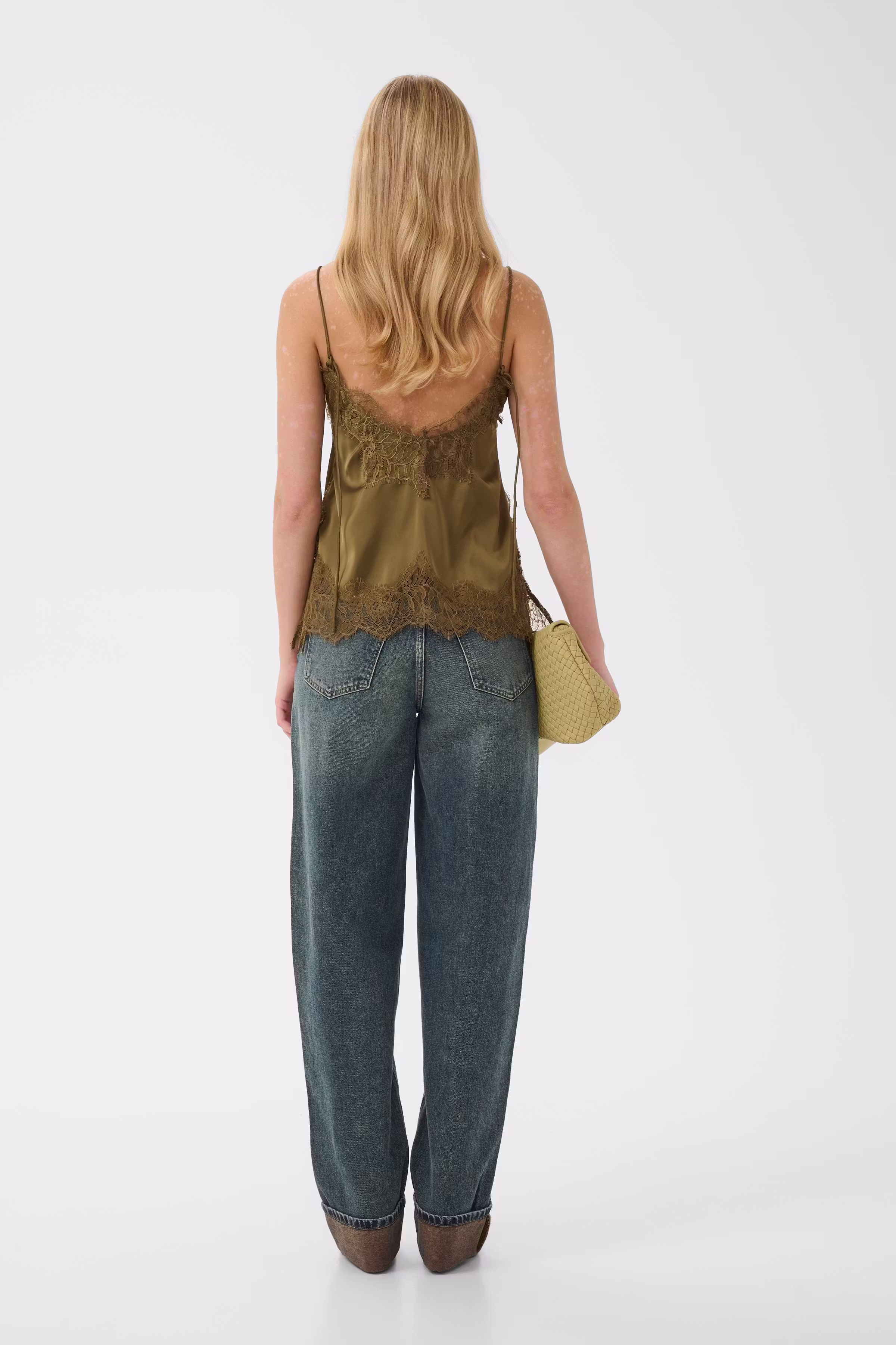 GZlalou Bluse LOOKBOOK BACK 10911315-190622