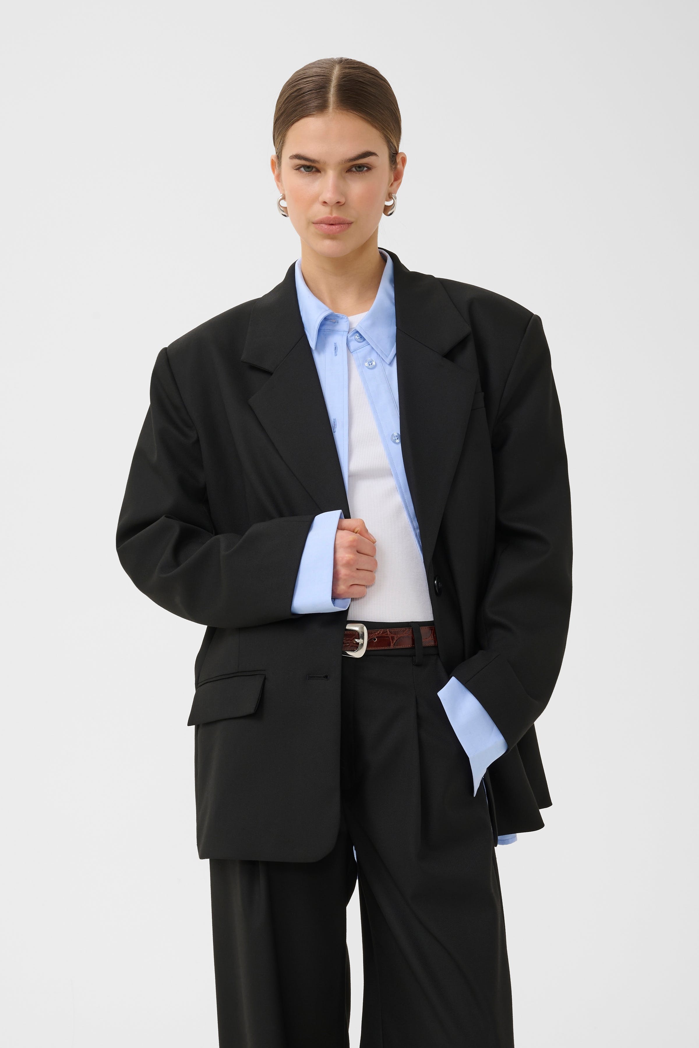 GZpaula Blazer LOOKBOOK FRONT 10910493-100017