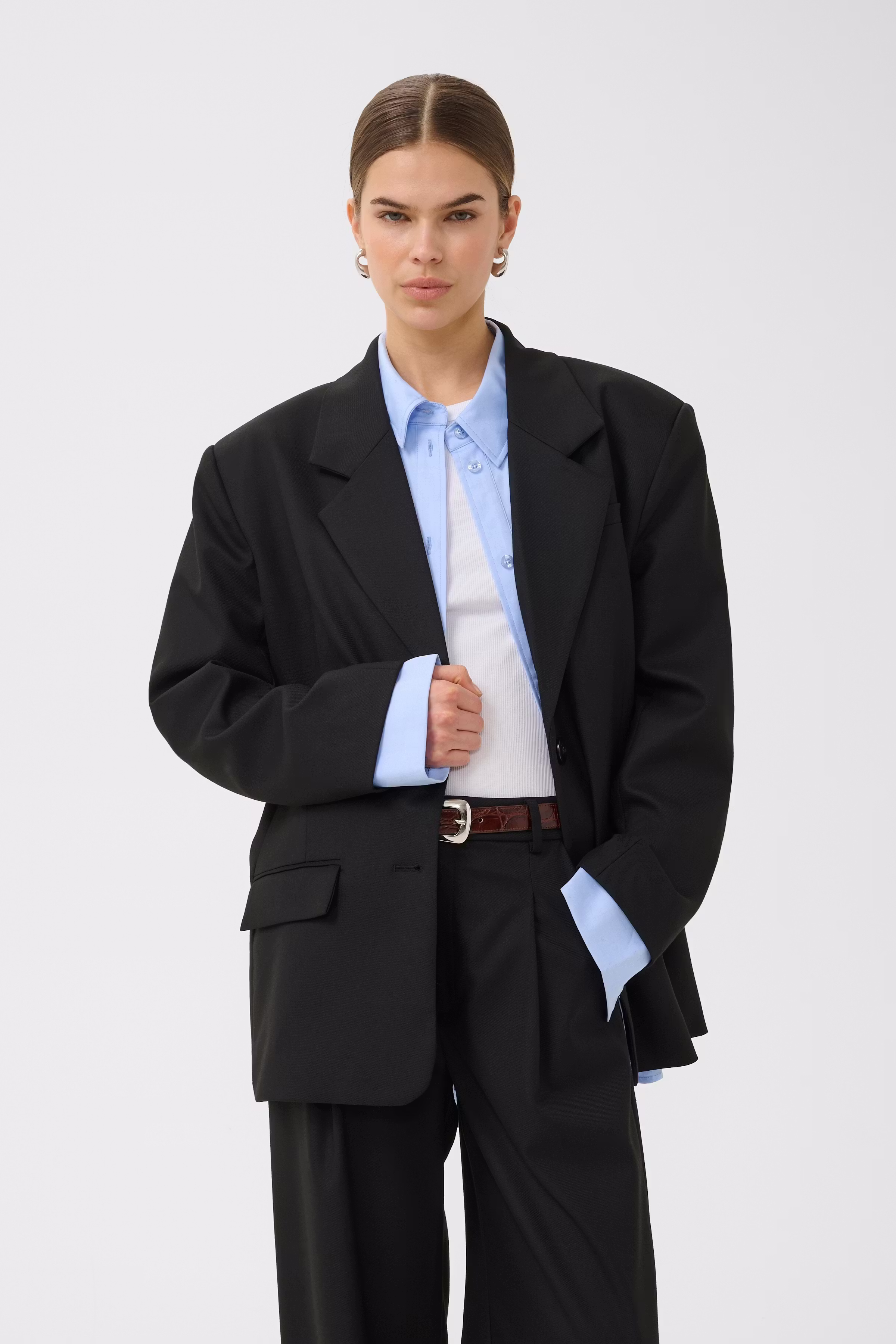 GZpaula Blazer LOOKBOOK FRONT 10910493-100017