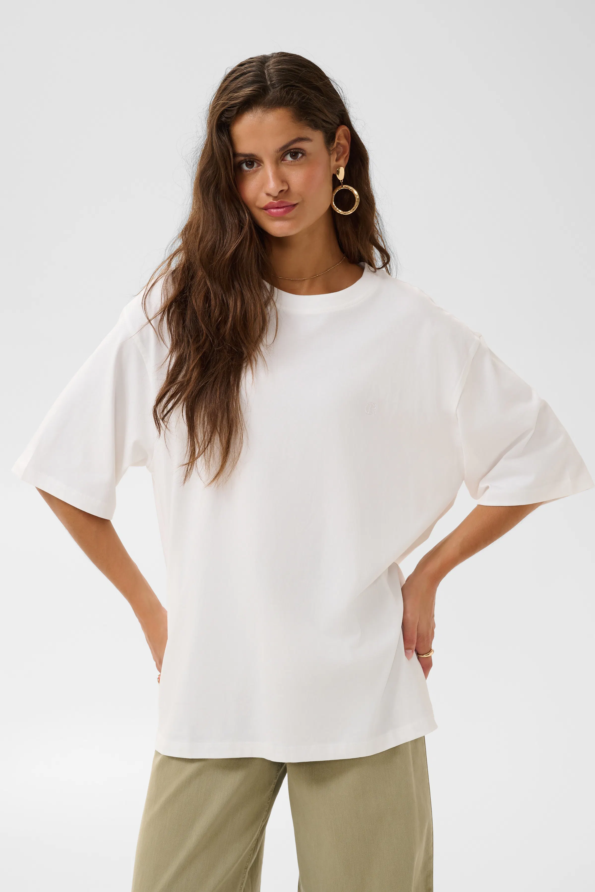 CROkina T-shirt LOOKBOOK FRONT 10613278-110602