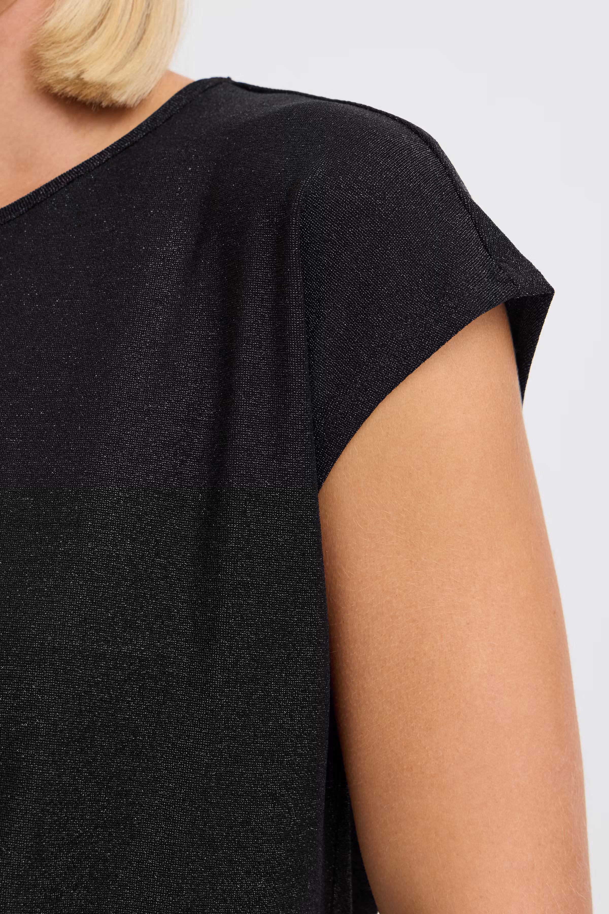 FRAMARISSA T-shirt LOOKBOOK DETAIL 20618528-194011