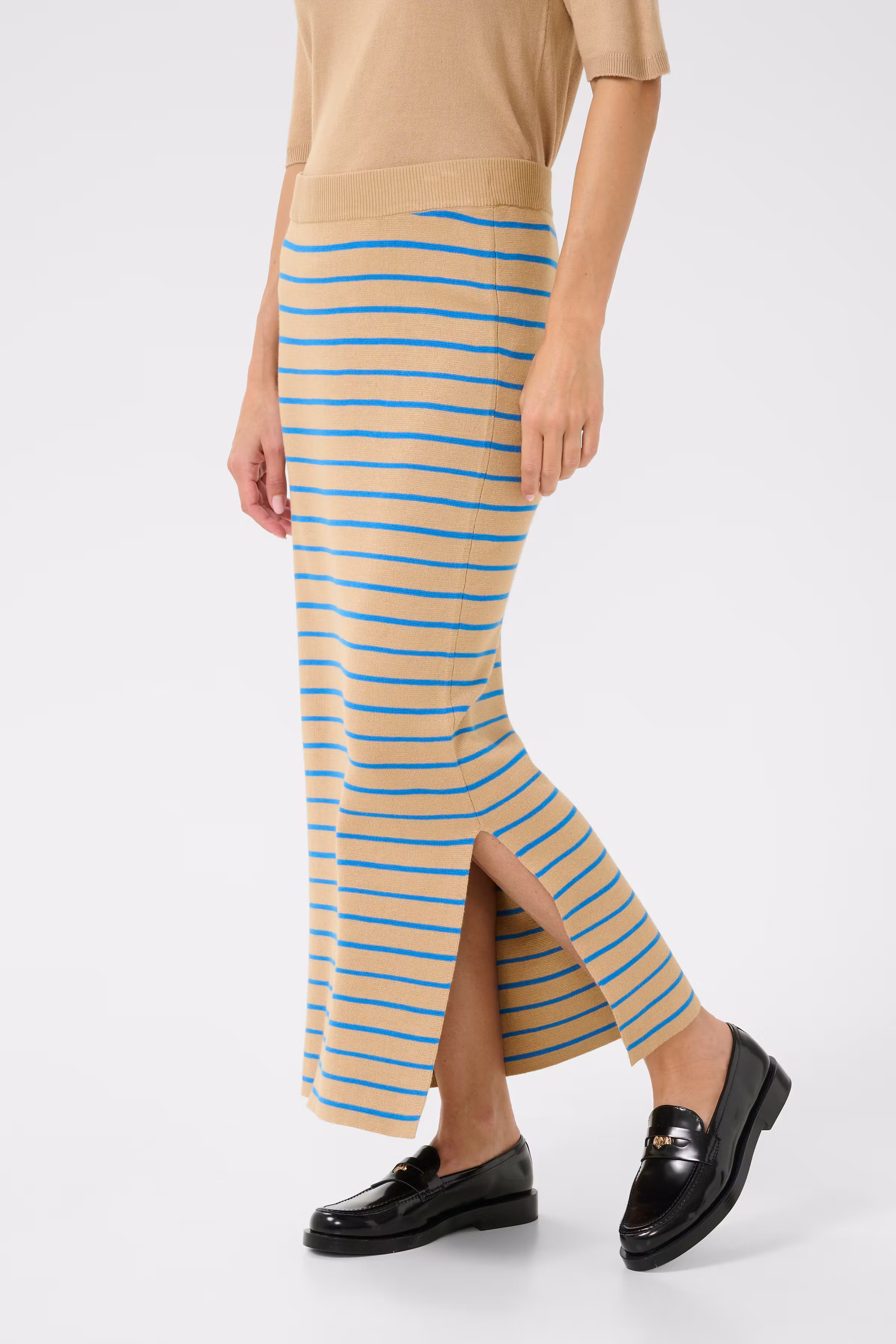 CUebba Skjørt LOOKBOOK FRONT 50111977-107833