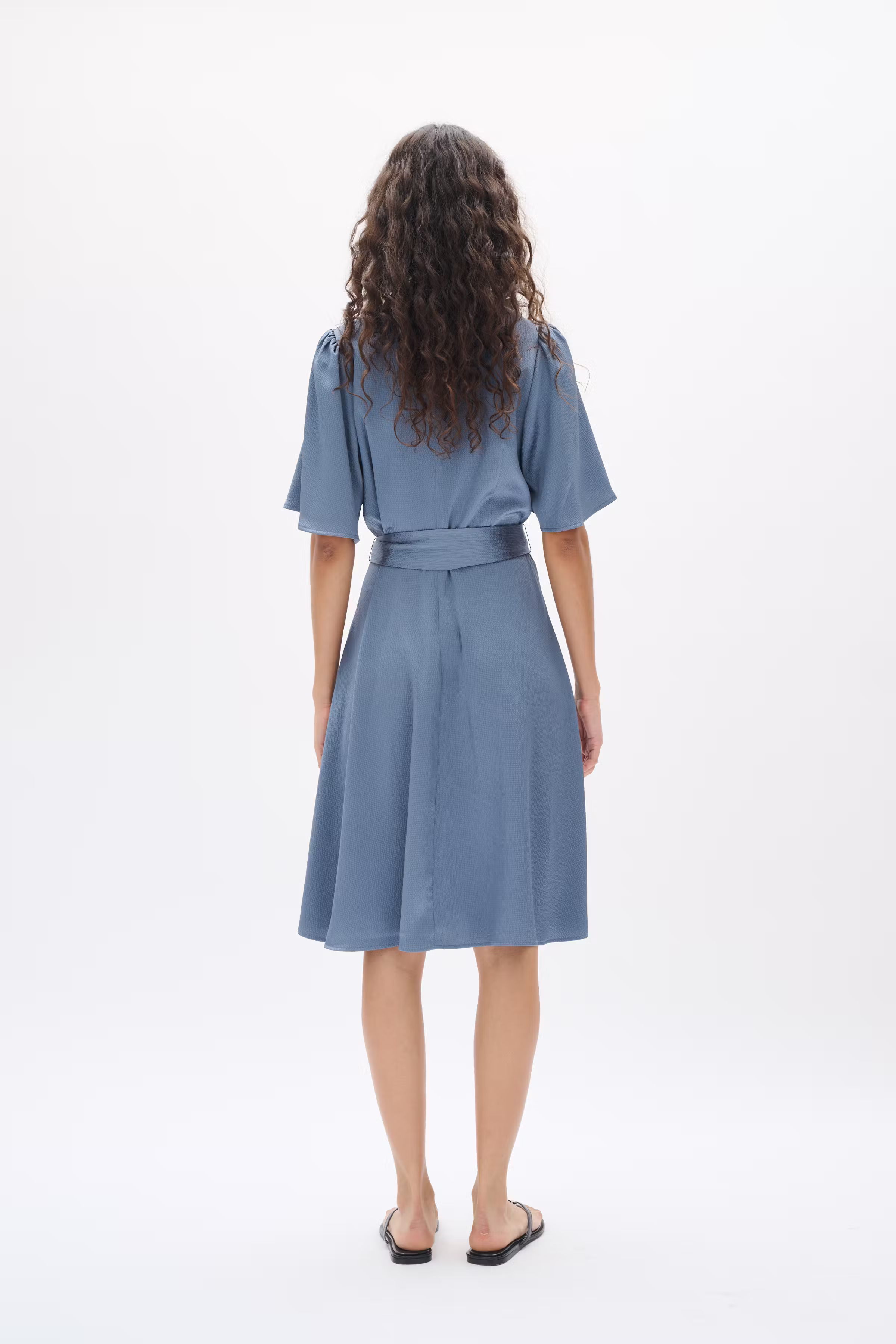 SendraIW Jurk LOOKBOOK BACK 30110482-183916