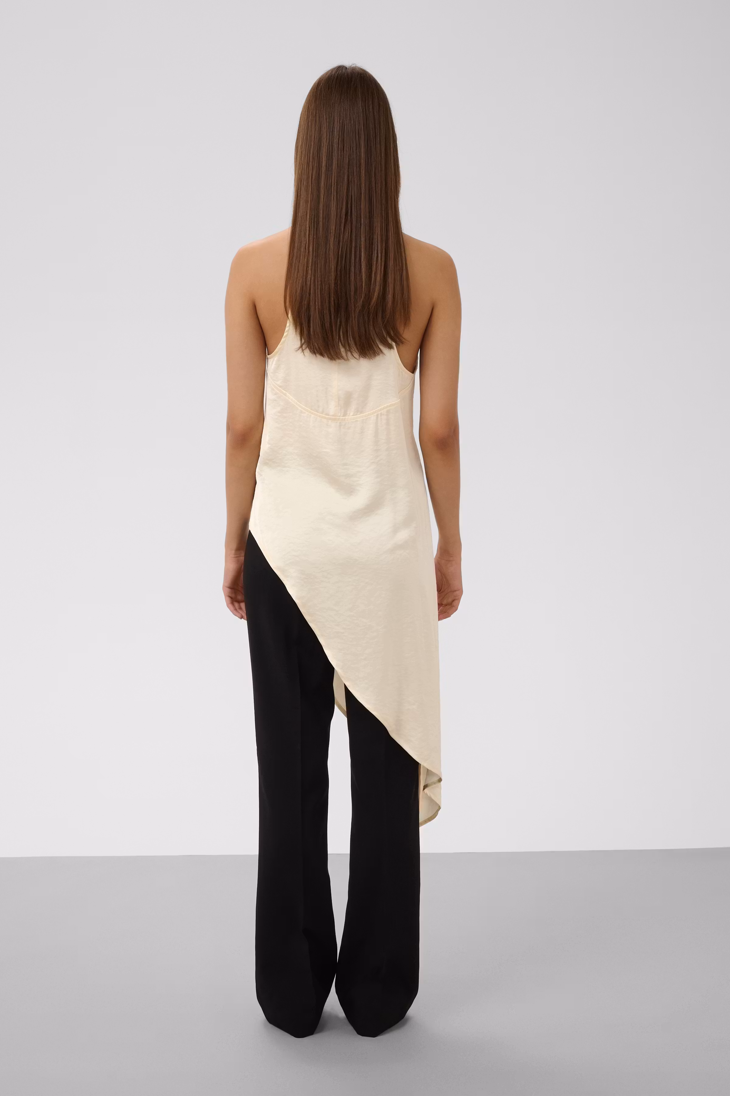SLVerona Blouse LOOKBOOK BACK 30410032-110105