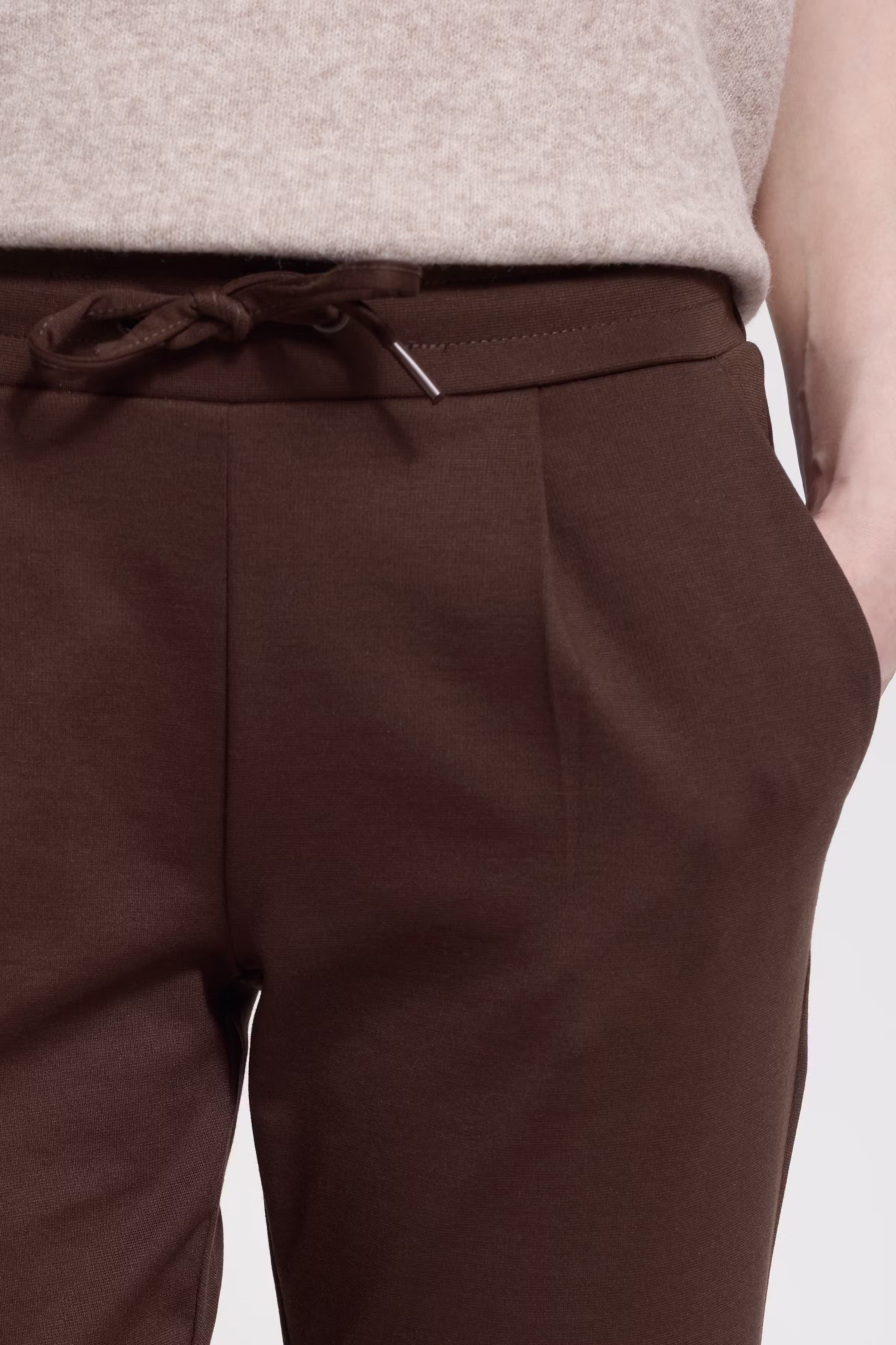 IHKATE Trousers LOOKBOOK DETAIL 20105036-191419