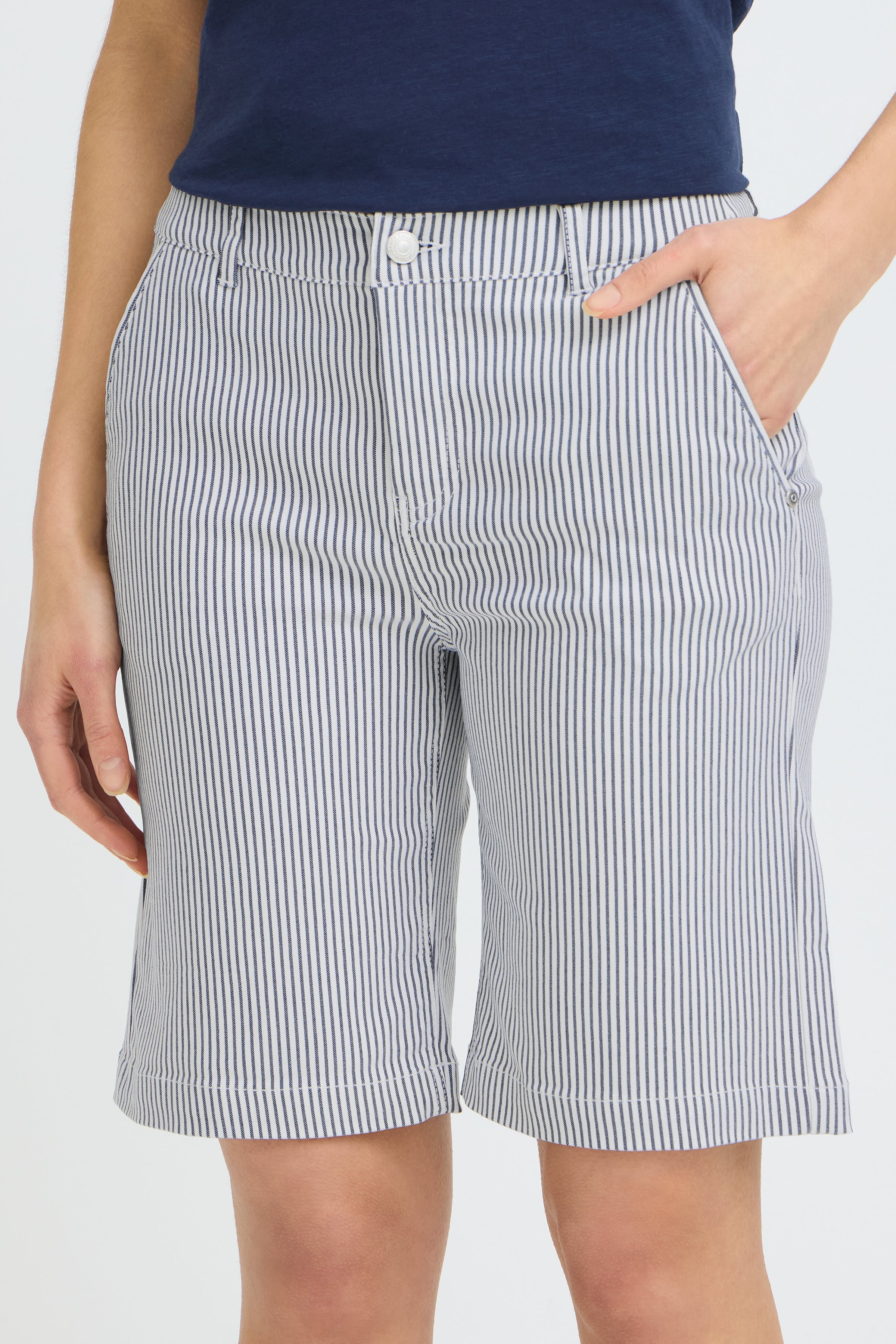 FRENA Shorts LOOKBOOK DETAIL 20617768-203389