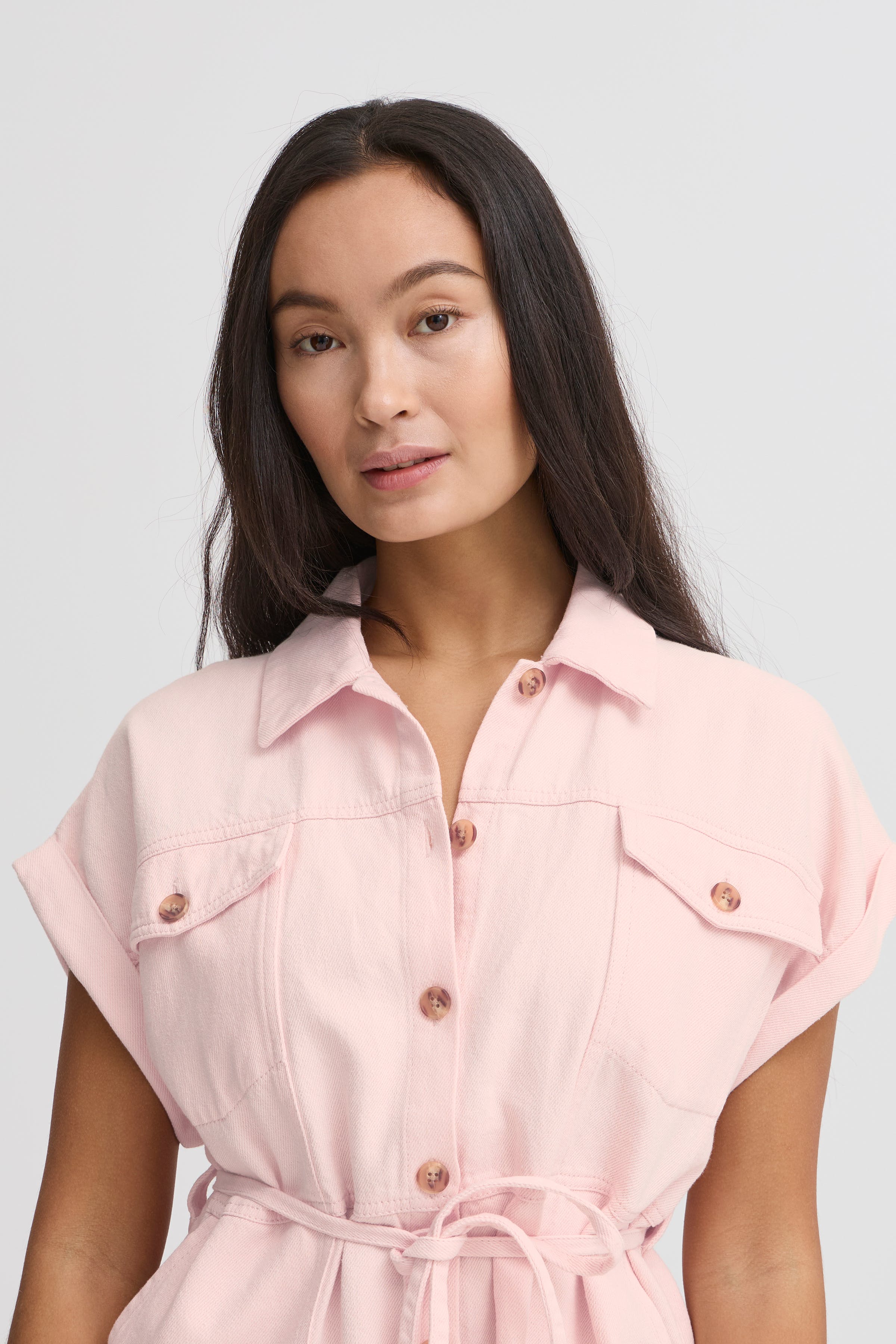 IRKUNIS Kjole LOOKBOOK DETAIL 20122719-132808