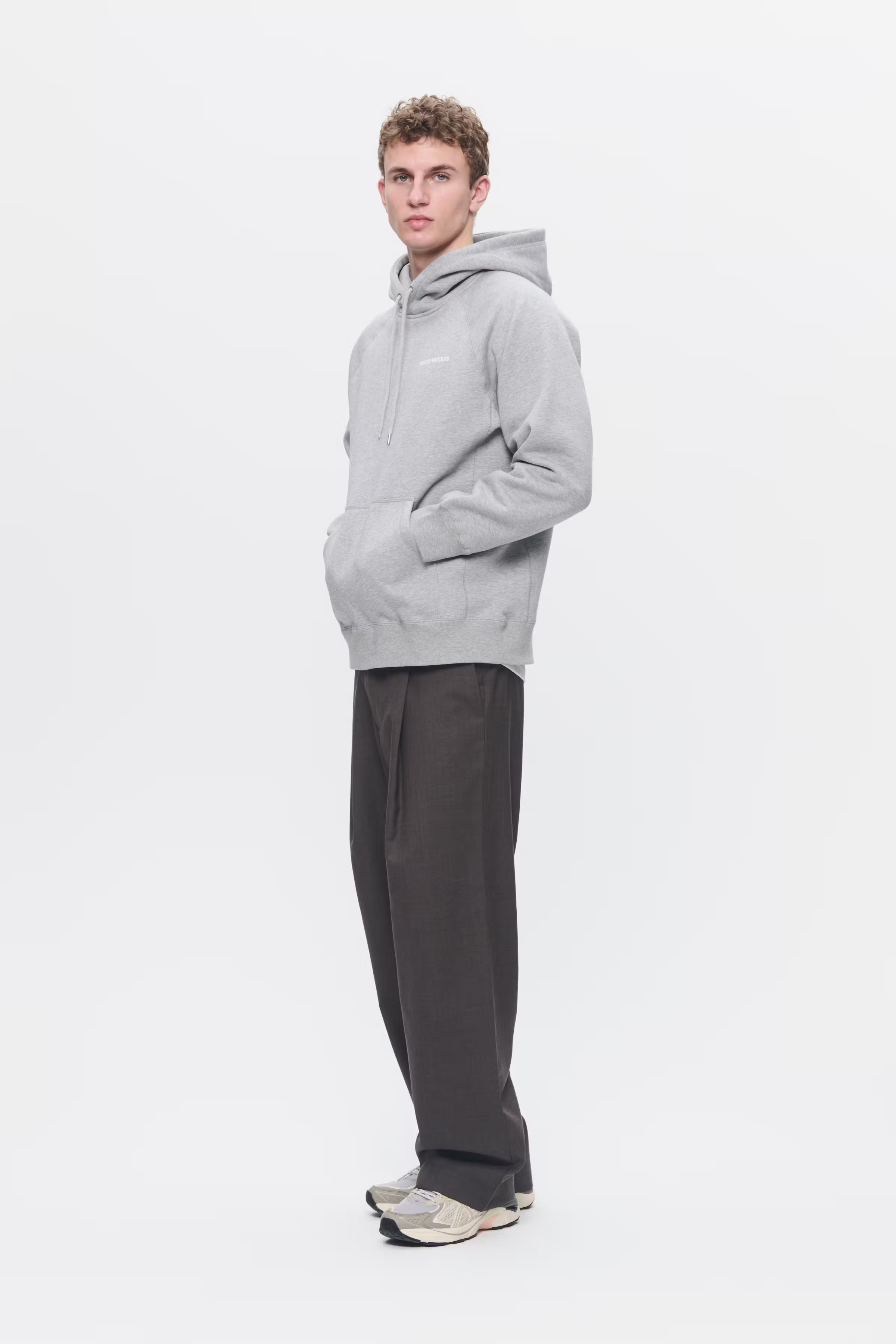 WWFred Sweatshirt LOOKBOOK FRONT 30251467-303736