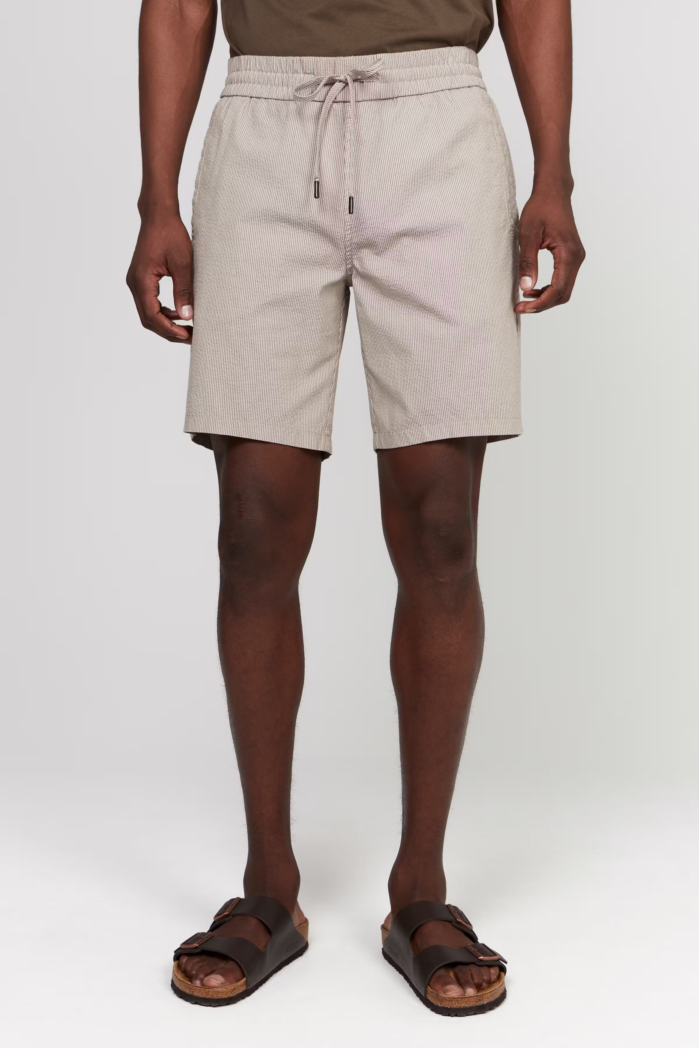 MAdale Shorts LOOKBOOK FRONT 30206750-181112