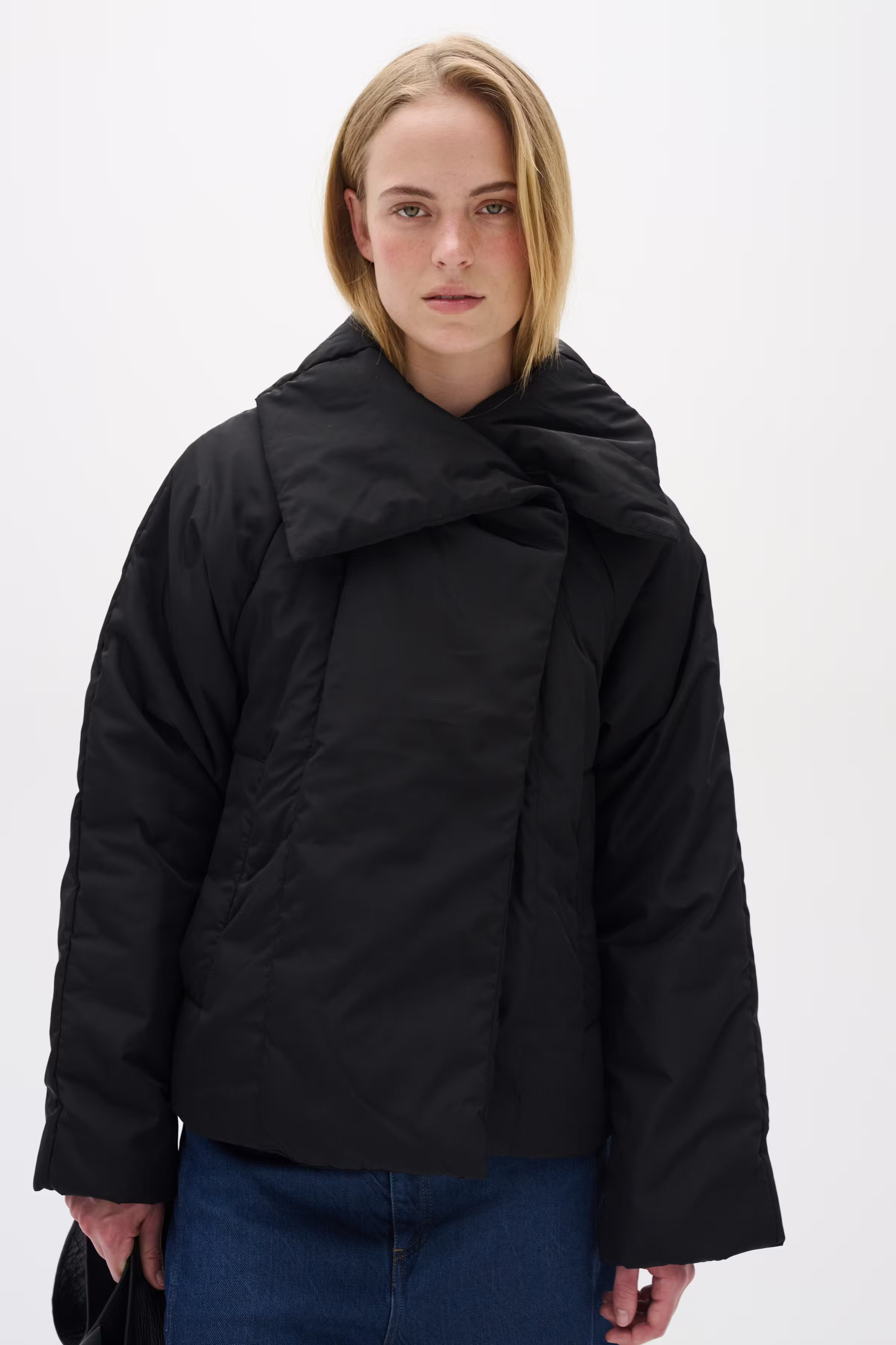UniteIW Kort Frakke LOOKBOOK FRONT 30110032-194008