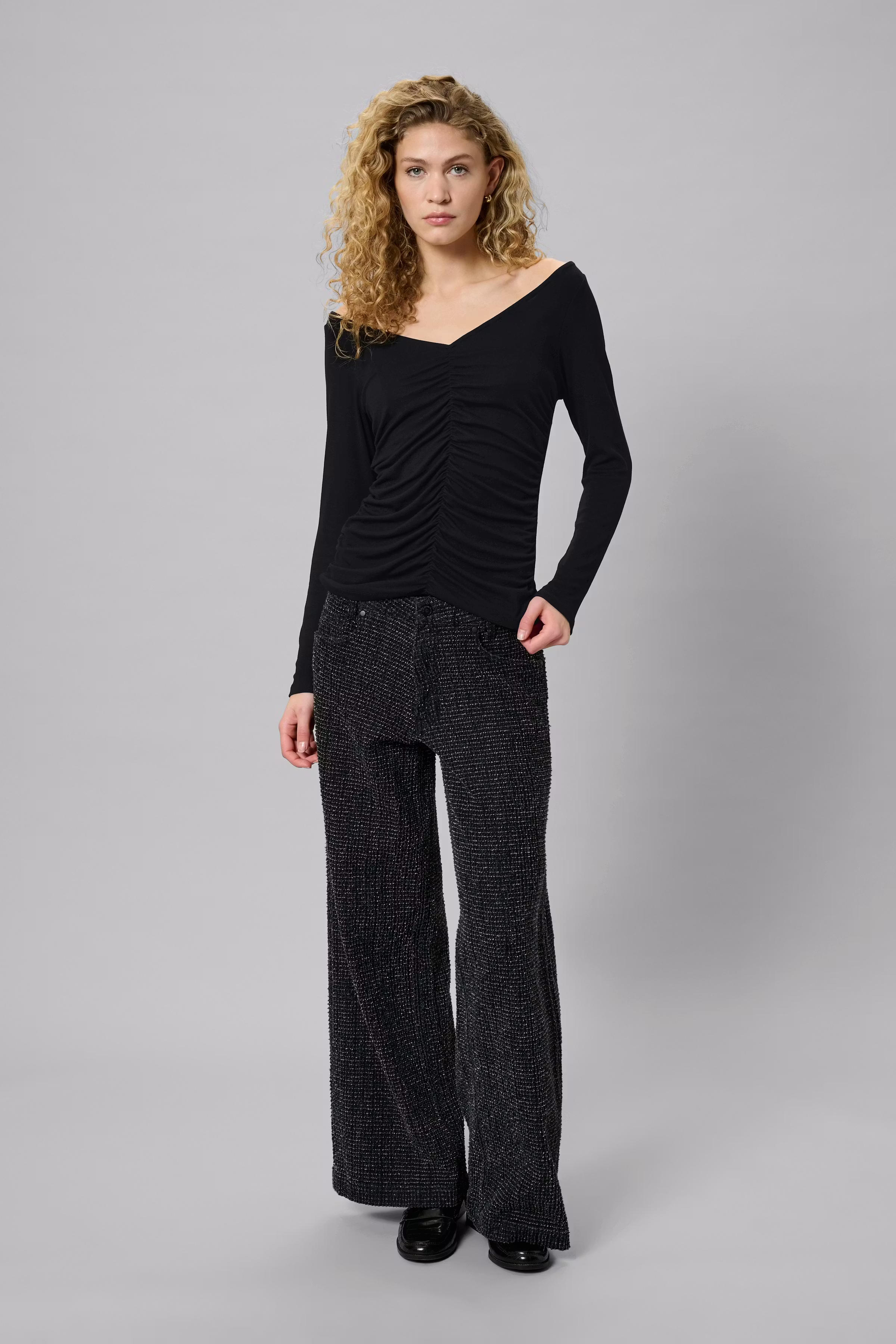 MWGiggo Bluse LOOKBOOK FRONT 10705396-100031