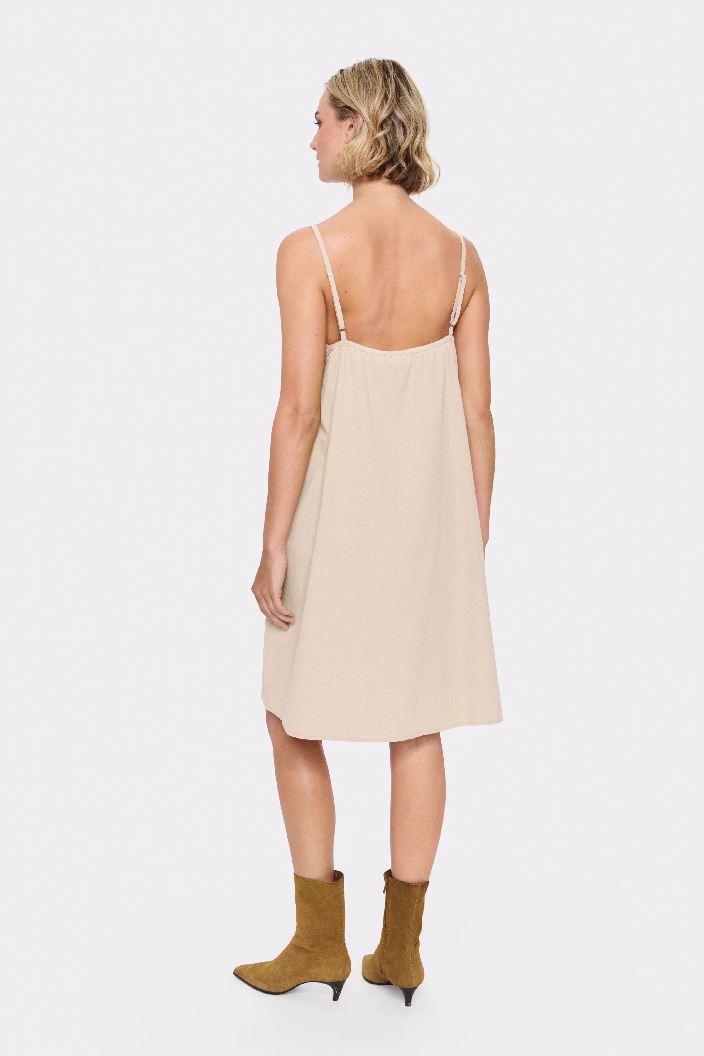 ZalindaSZ Kleid LOOKBOOK BACK 30513951-161105