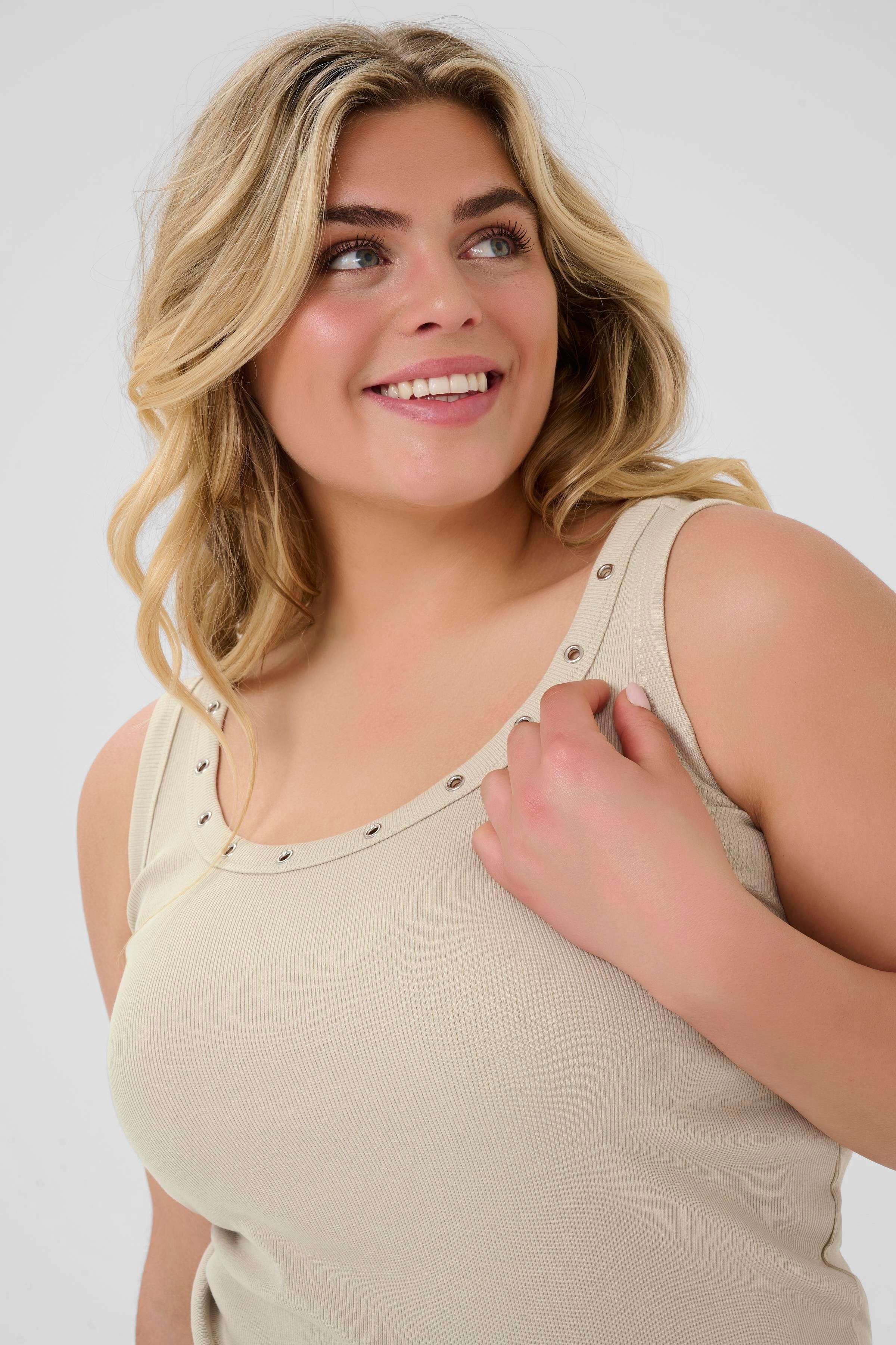 KCcarina Top LOOKBOOK DETAIL 10583732-151305