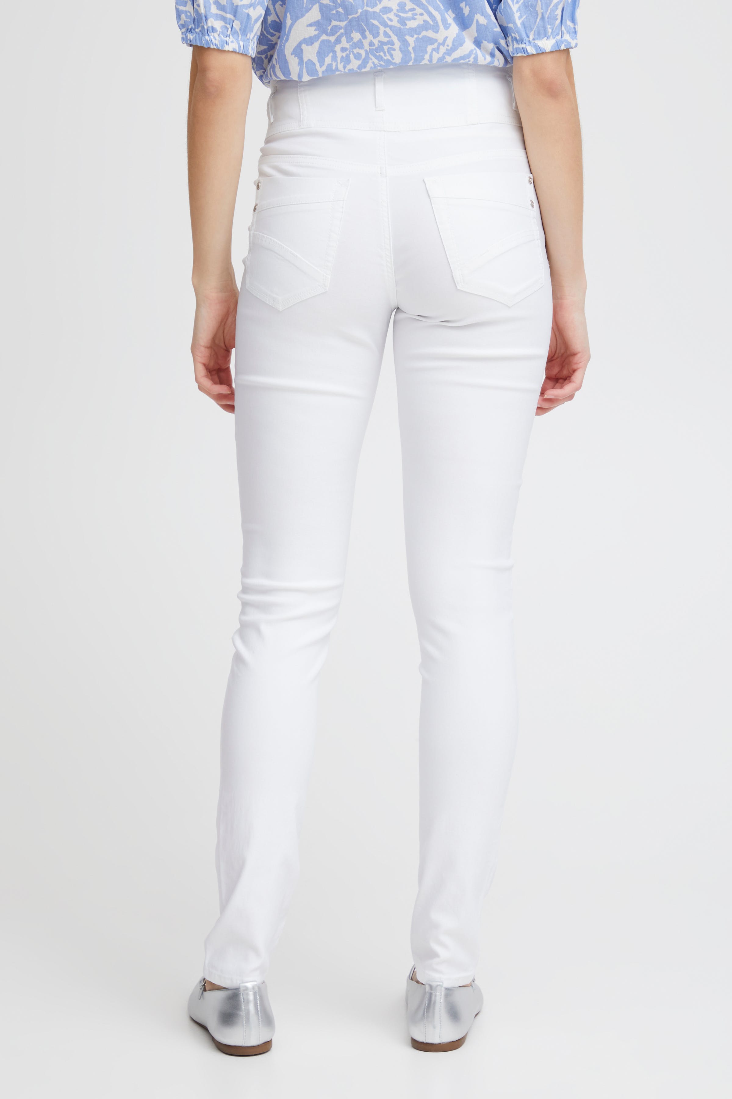 FRZALIN Hose LOOKBOOK BACK 601749-200100