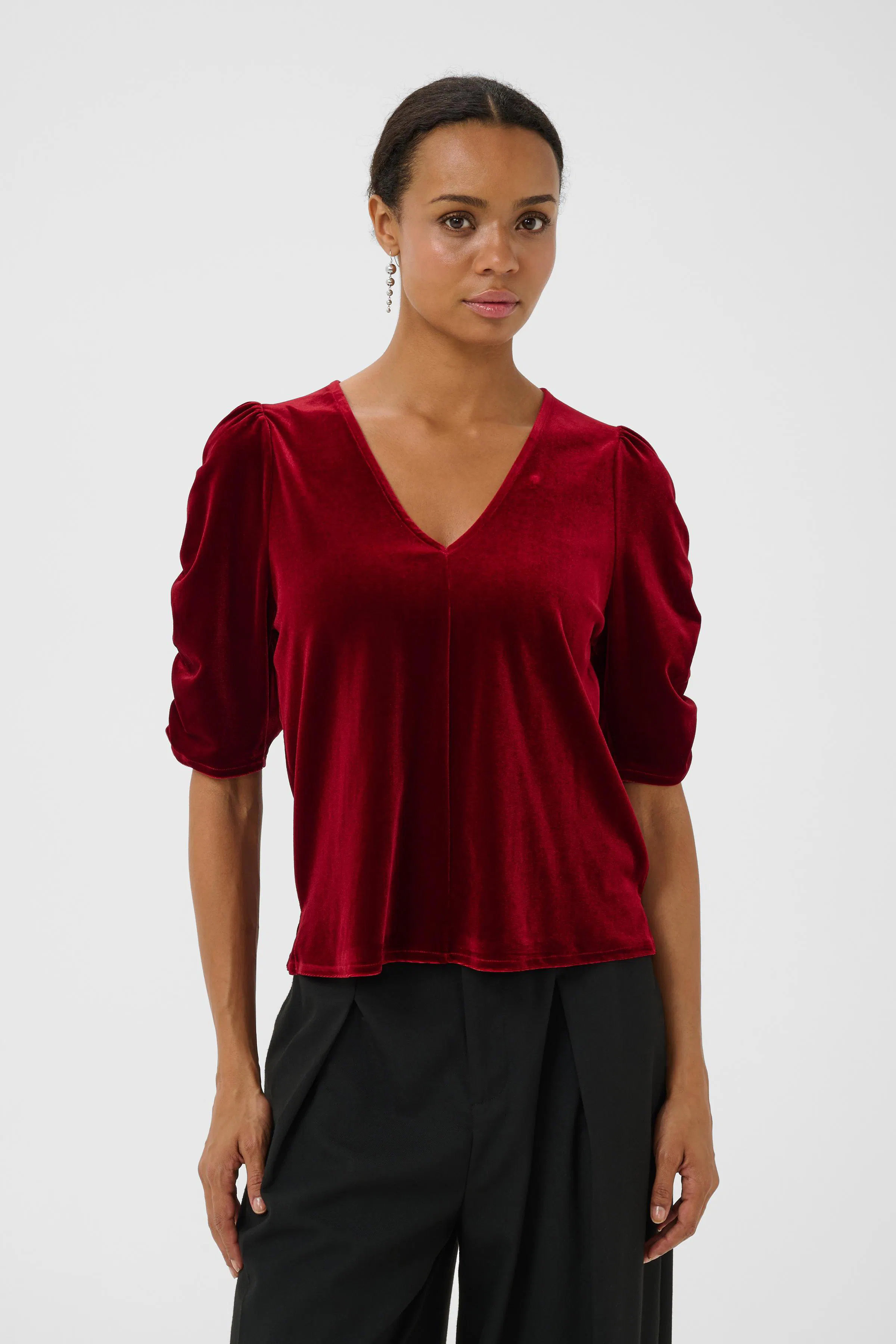 ValeriiaPW Blouse LOOKBOOK FRONT 30311019-191650