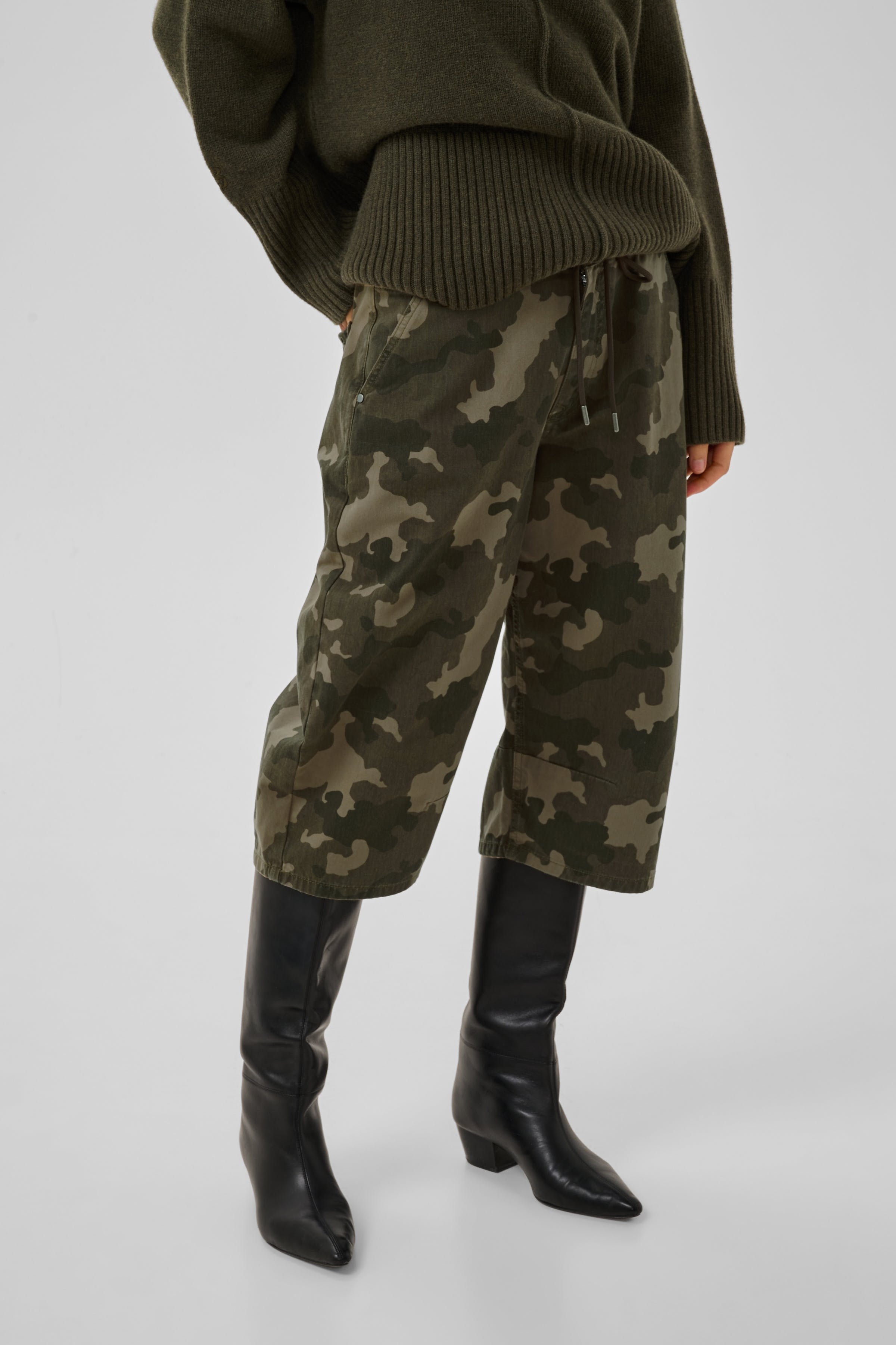 MWFroda Camouflageshorts LOOKBOOK FRONT 10706124-1000992