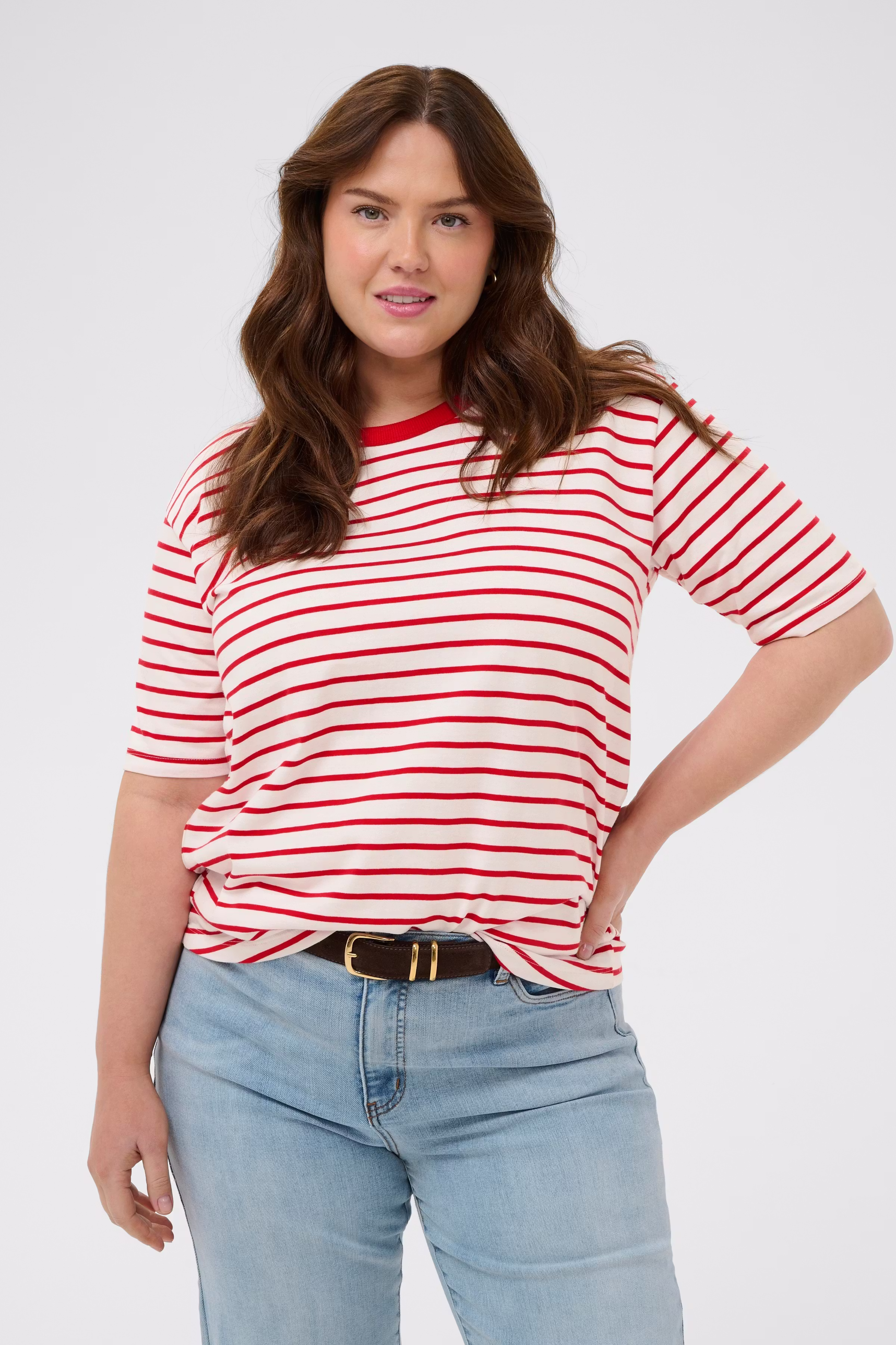 KCwinni T-shirt LOOKBOOK FRONT 10584215-109615