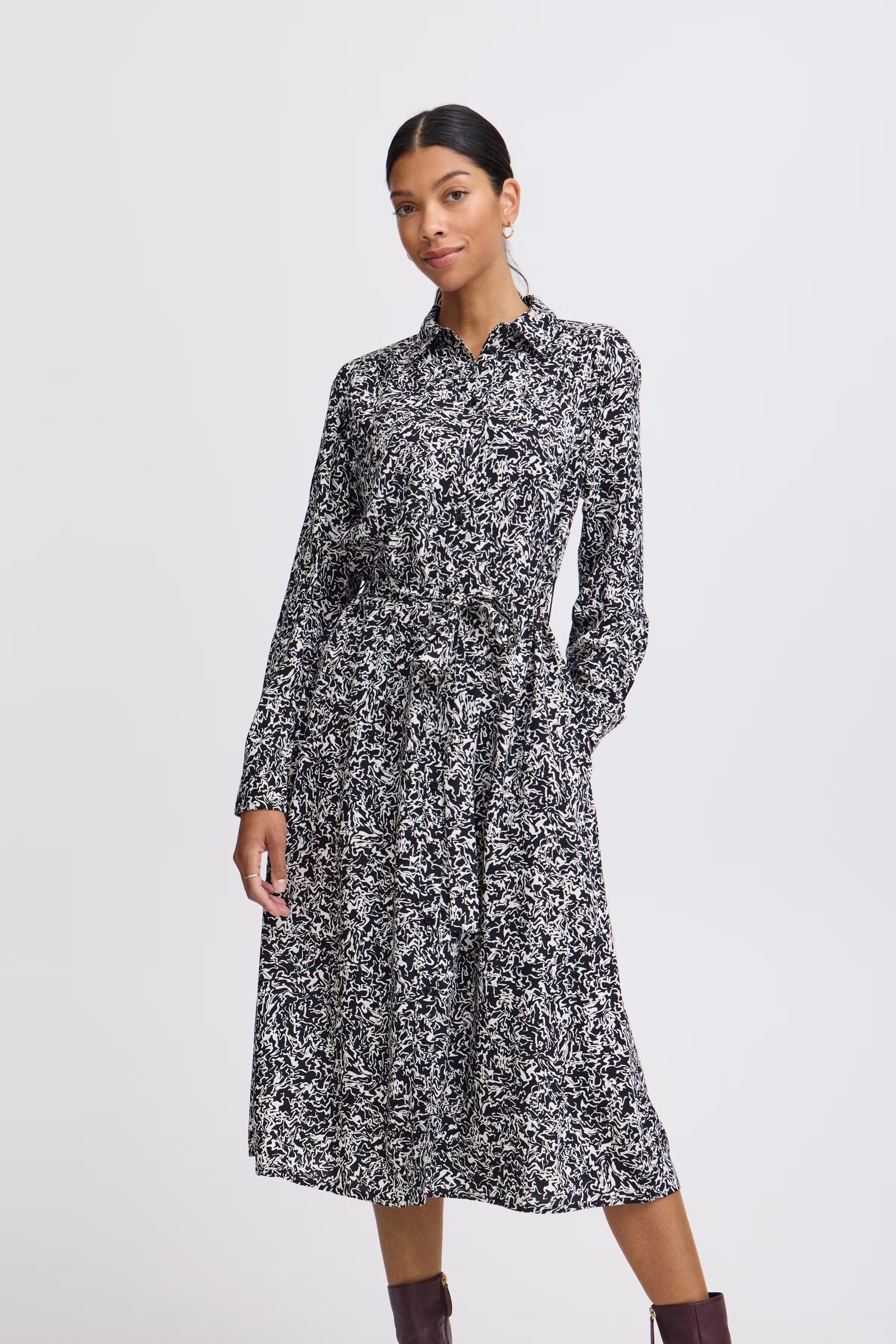 BYJOSA Kleid LOOKBOOK FRONT 20815602-203692