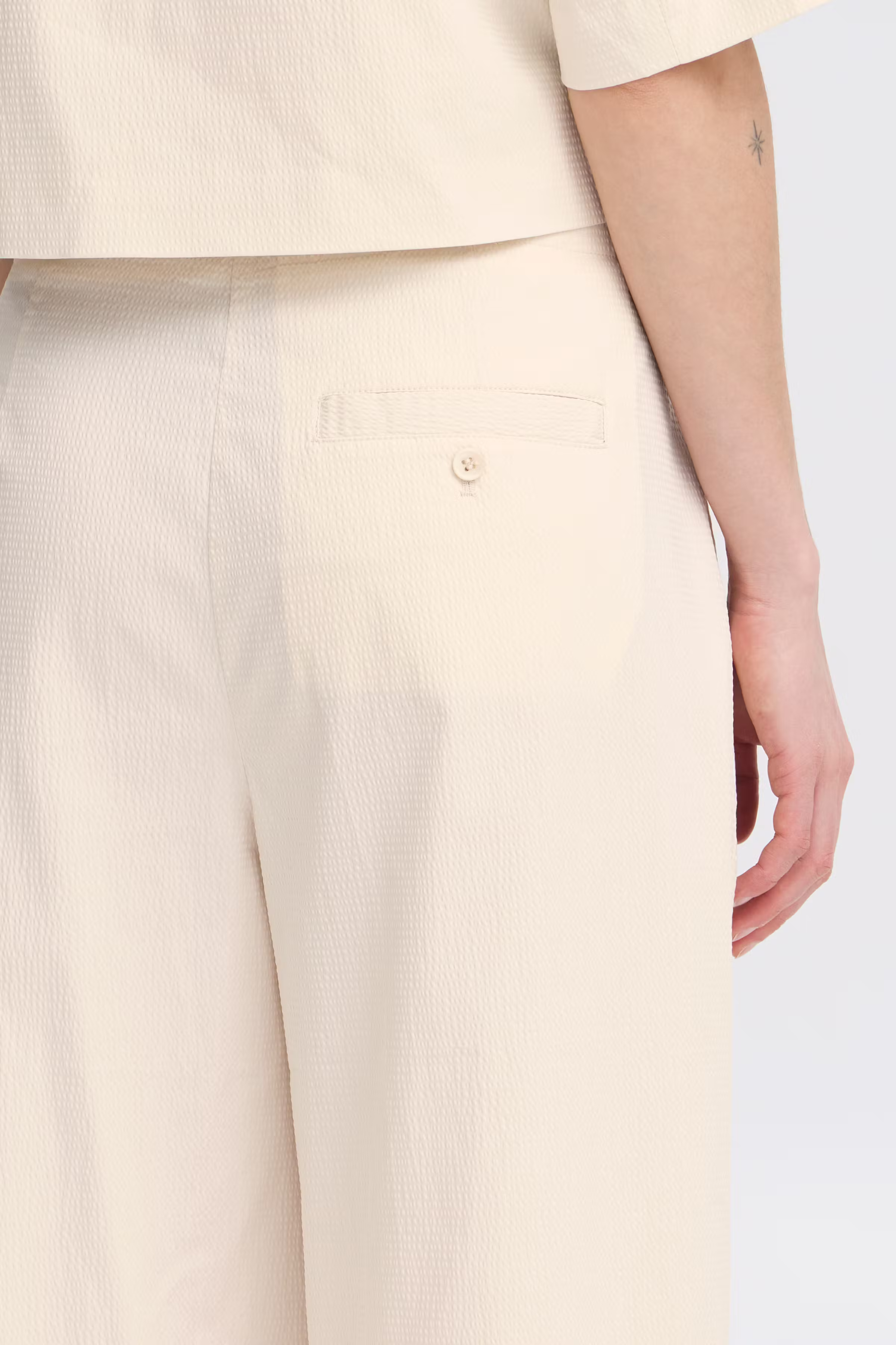 IHWALLIS Trousers LOOKBOOK DETAIL 20123284-130905