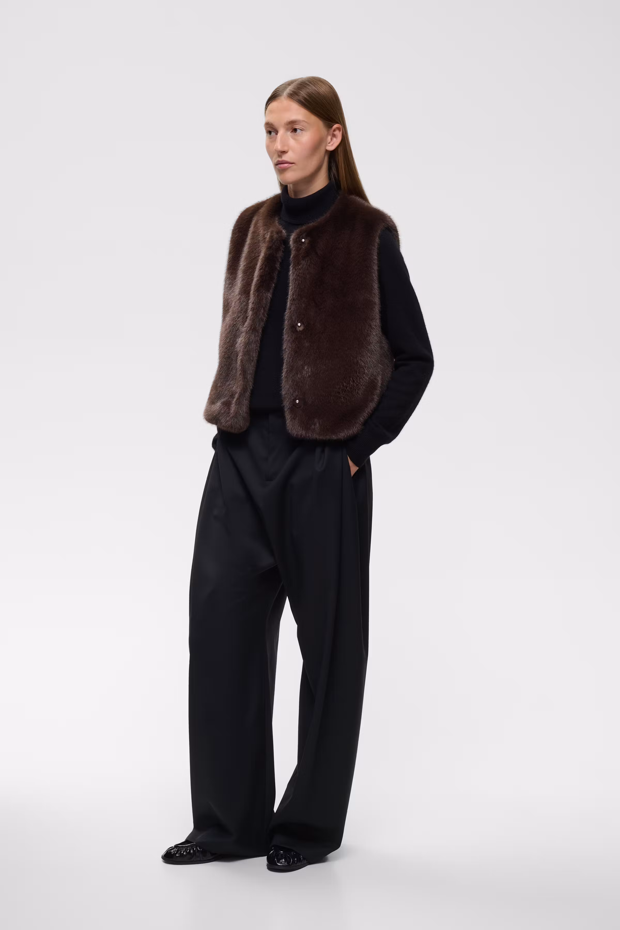 ZABELLEIW Mantel LOOKBOOK FRONT 30112659-191109