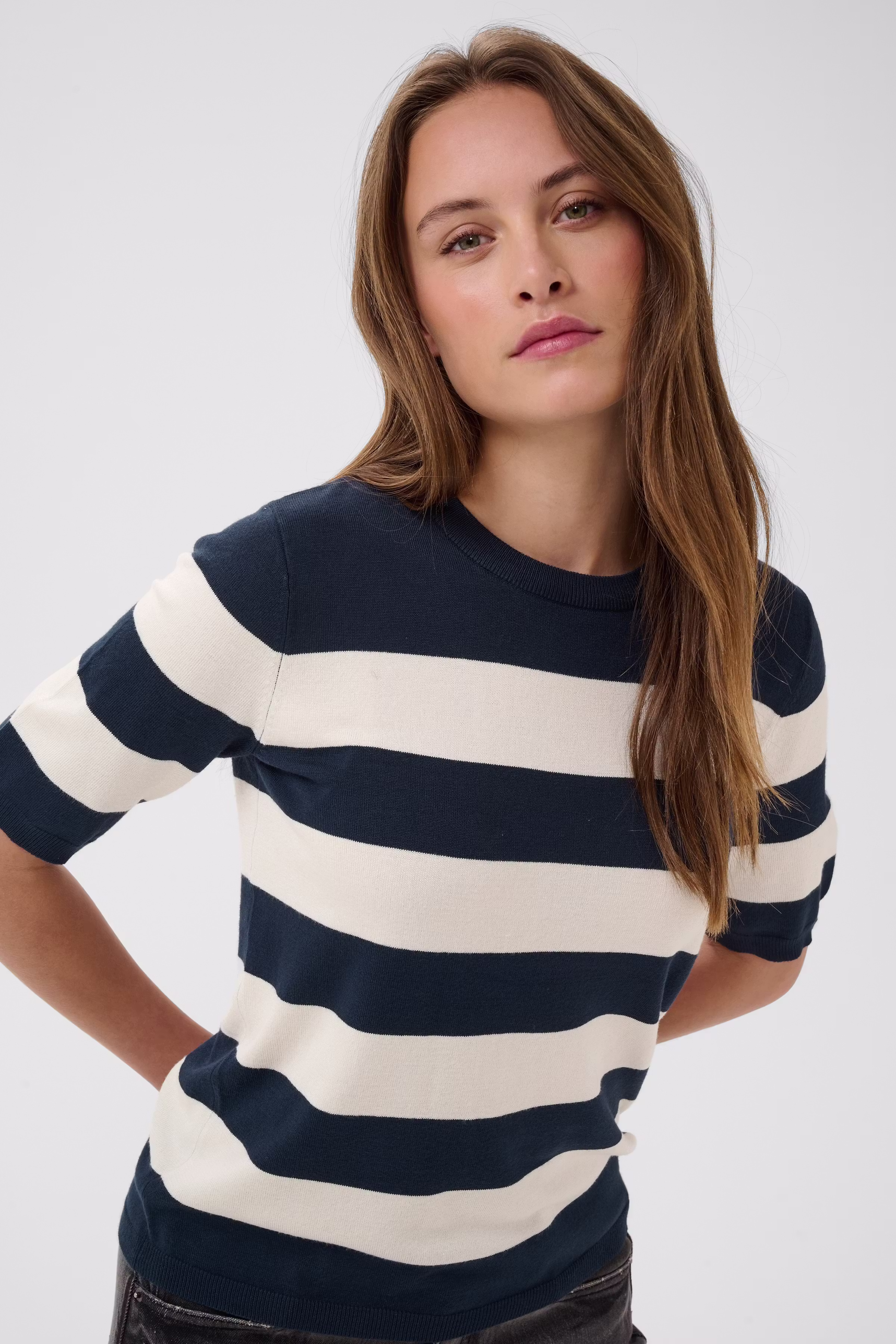 KAlizza Pullover LOOKBOOK DETAIL 10508410-106091