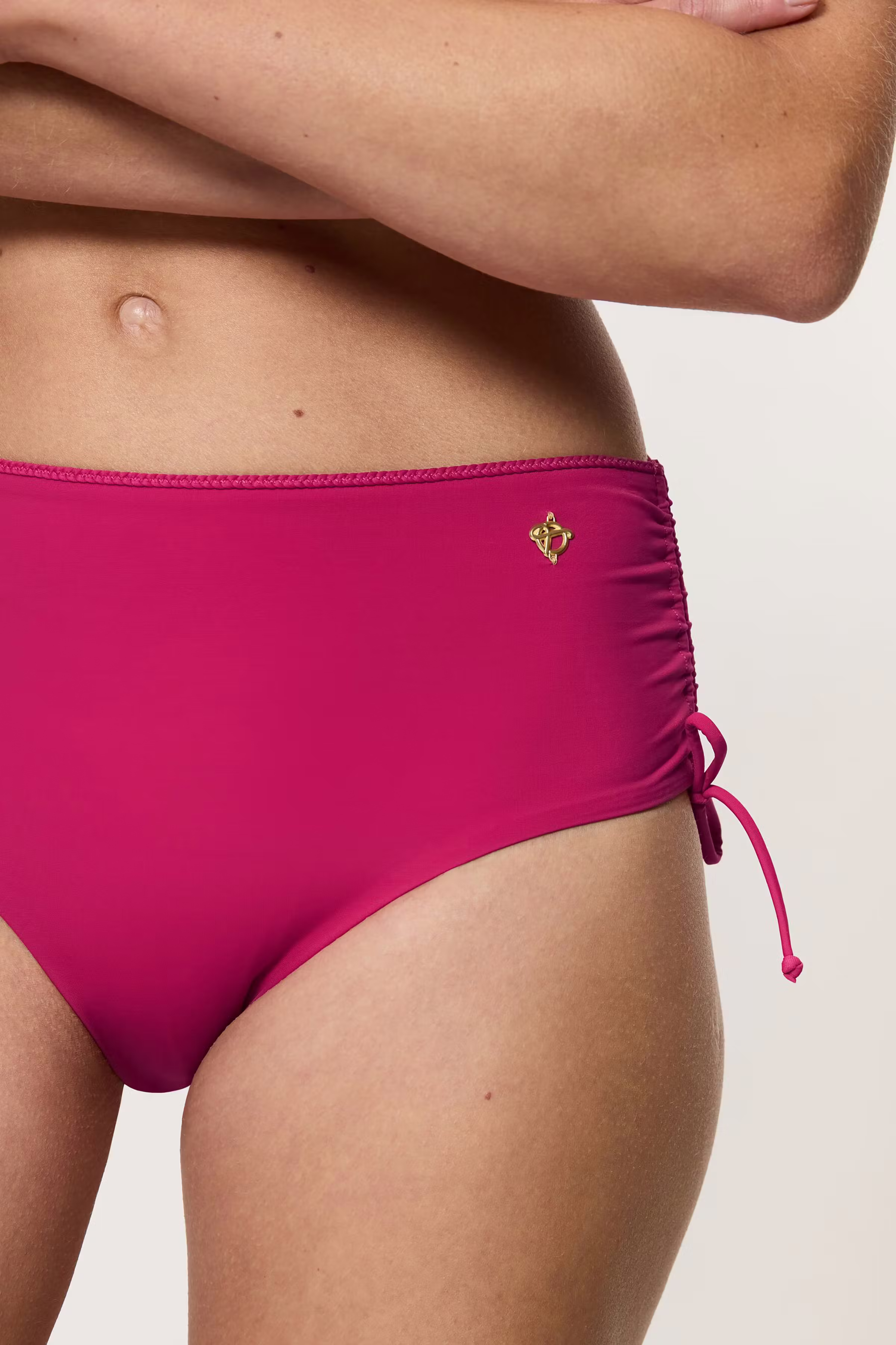 SummerTwist Bikini brief LOOKBOOK DETAIL 40500296-T00NW