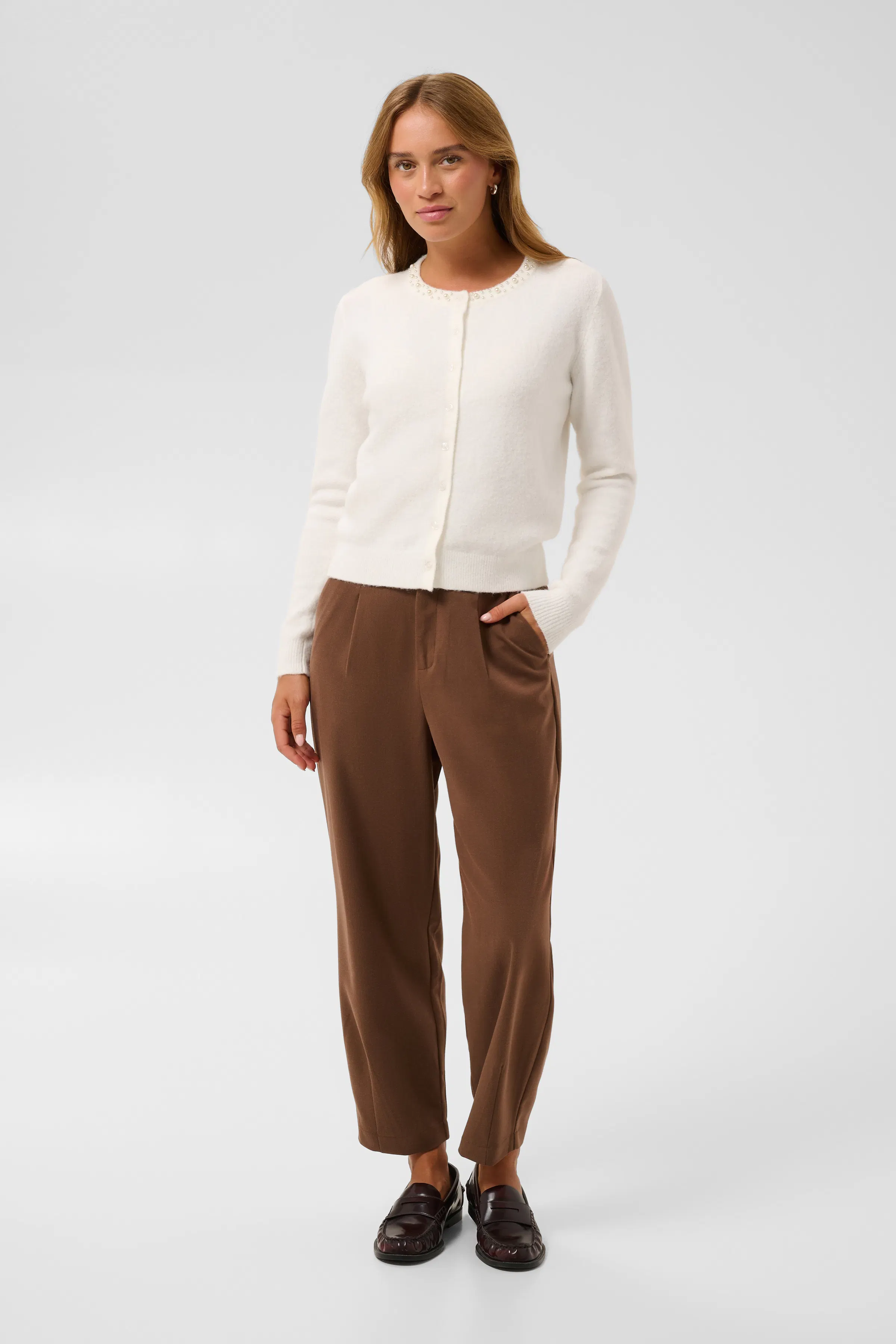 KAselly Pullover LOOKBOOK FRONT 10512297-110602
