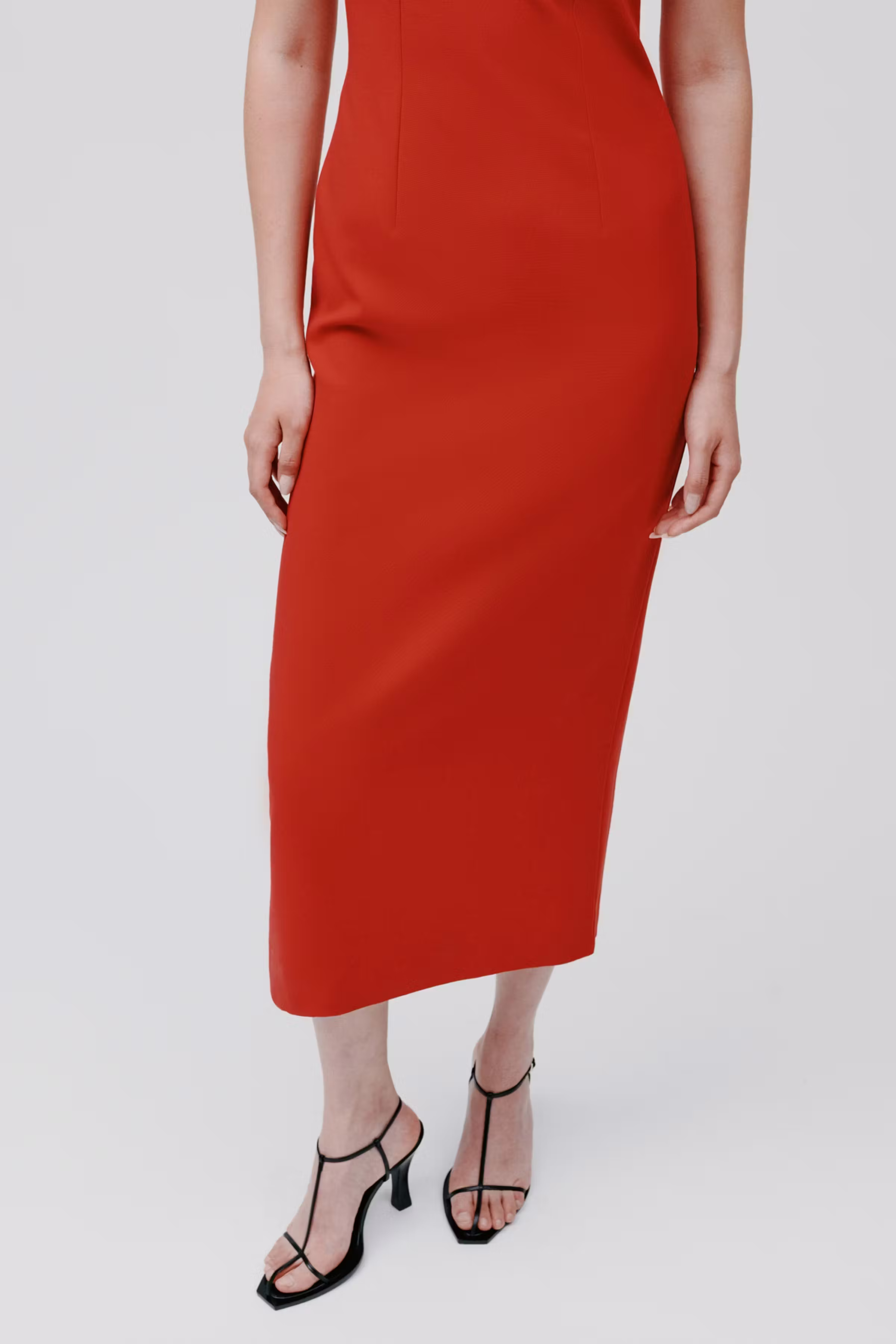 NEPHELIA Dress LOOKBOOK FRONT 30600661-RE370