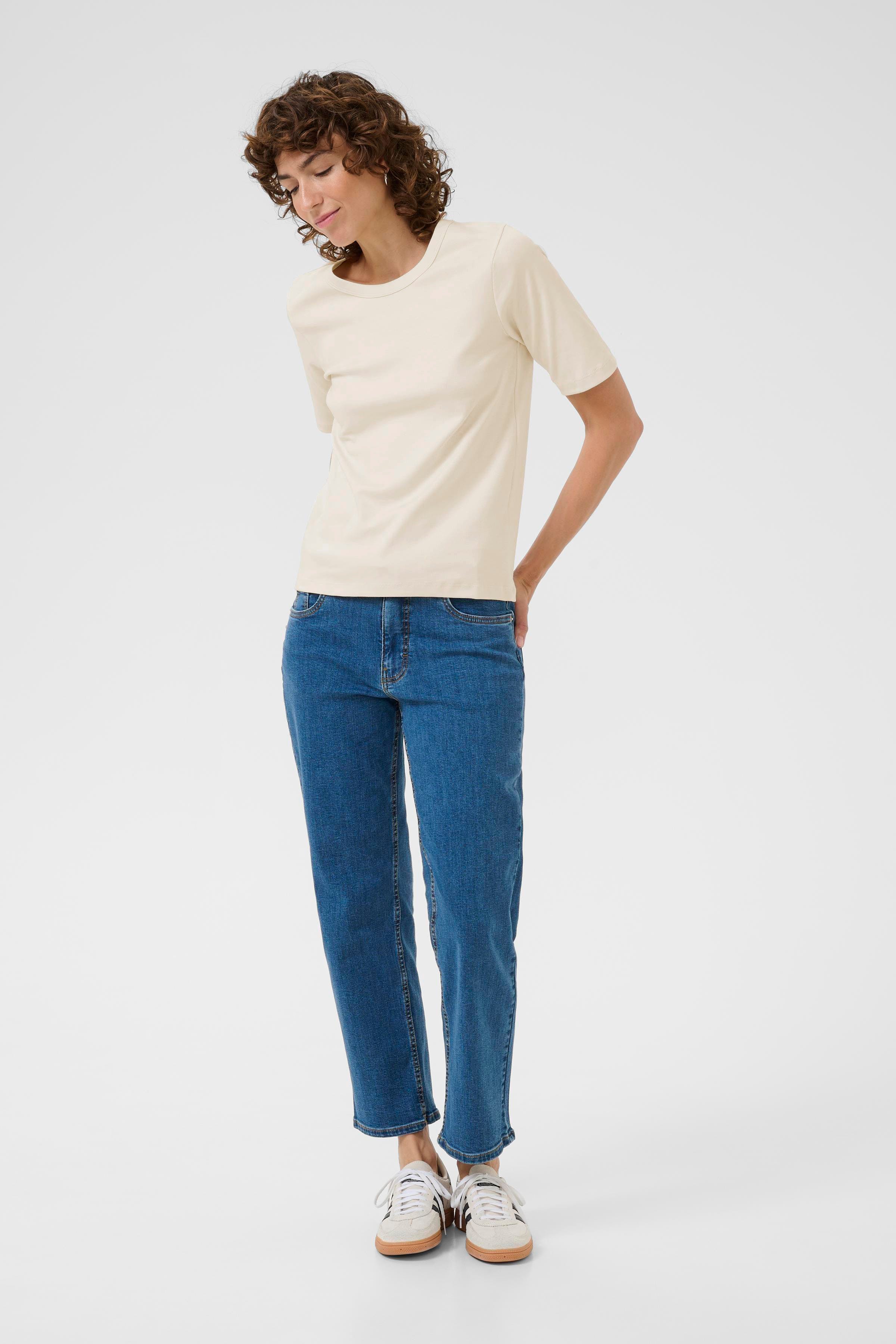 RatanaPW T-shirt LOOKBOOK FRONT 30309870-120304