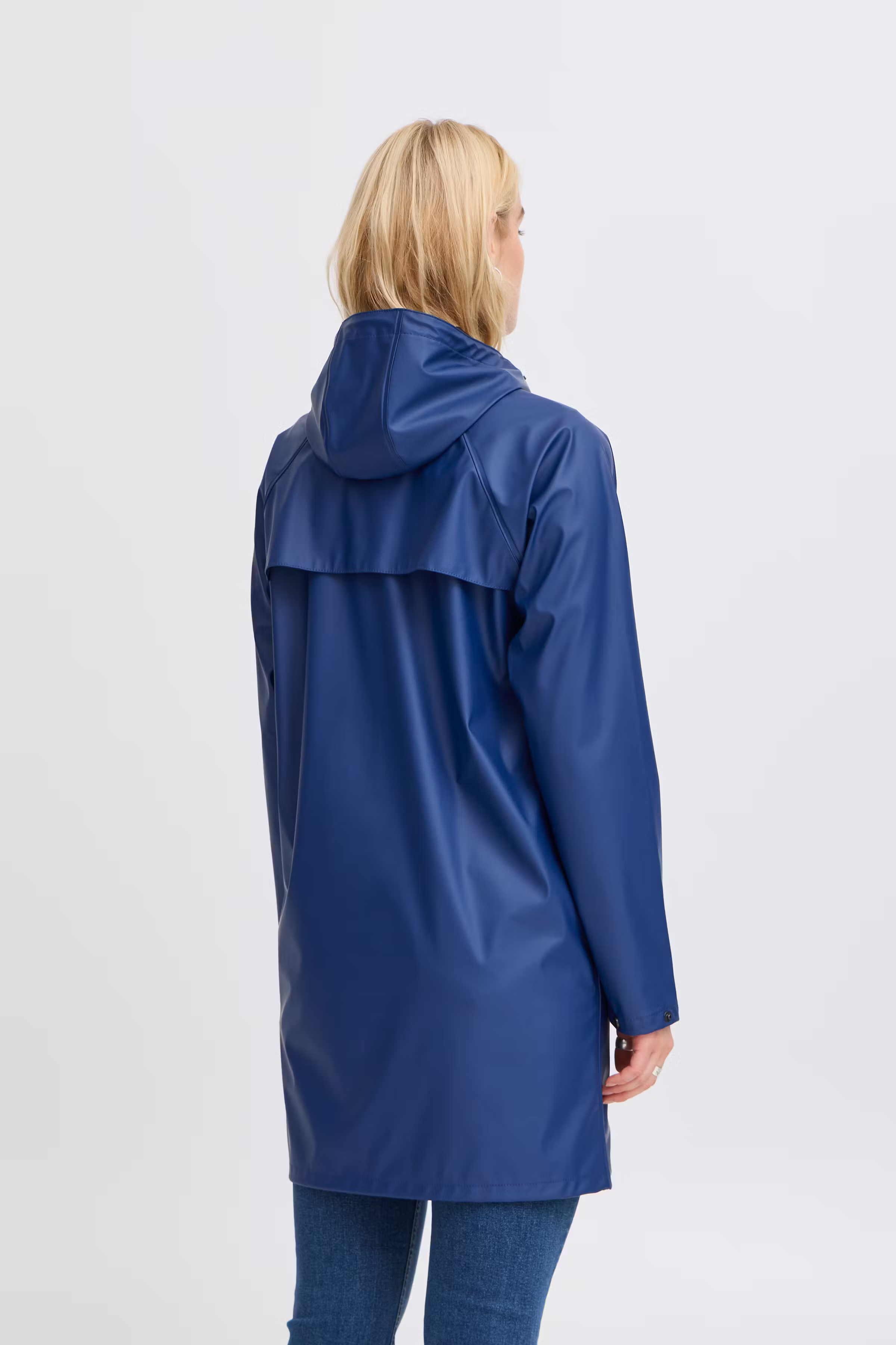 IHTAZI Rainwear LOOKBOOK BACK 20102965-193933