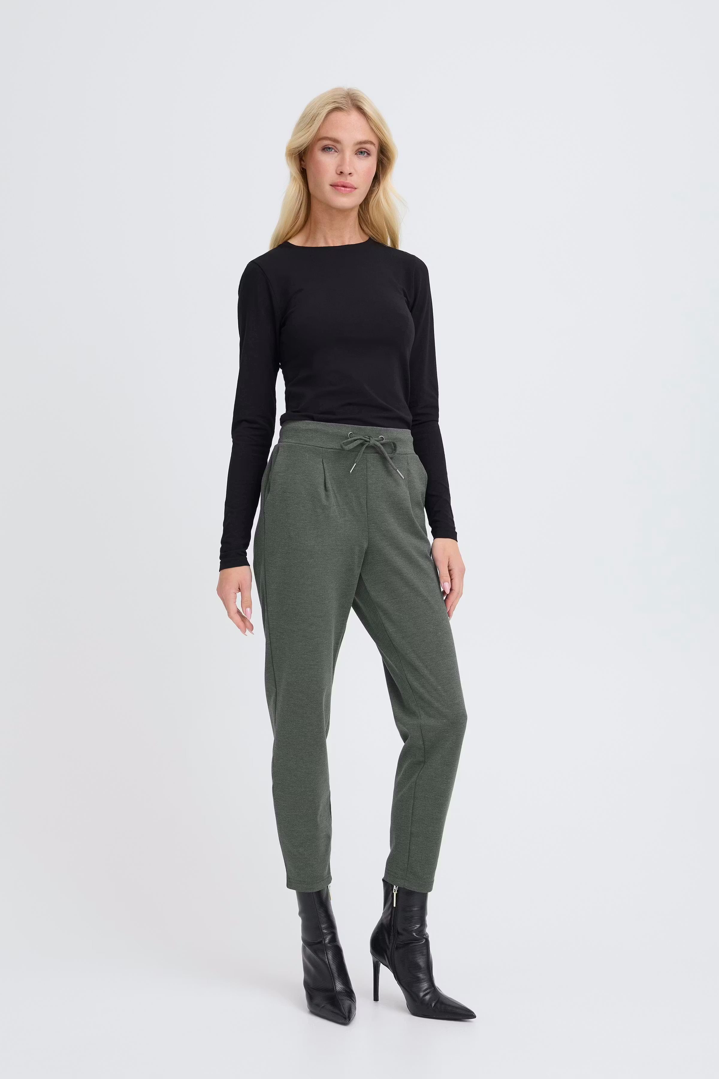 BYRizetta Bukser LOOKBOOK FRONT 20803903-1949061