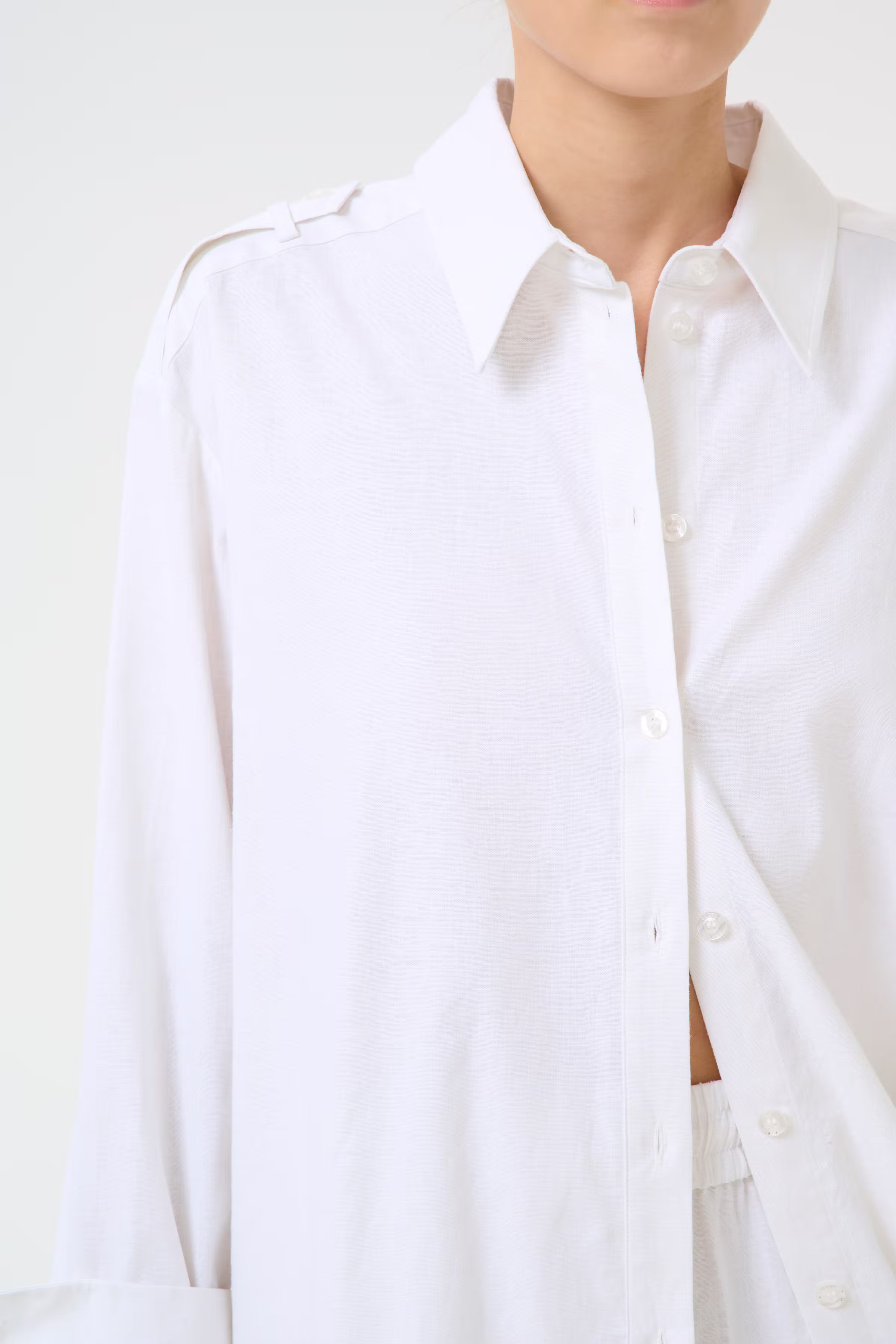 GZizza Shirt LOOKBOOK DETAIL 10910516-110601