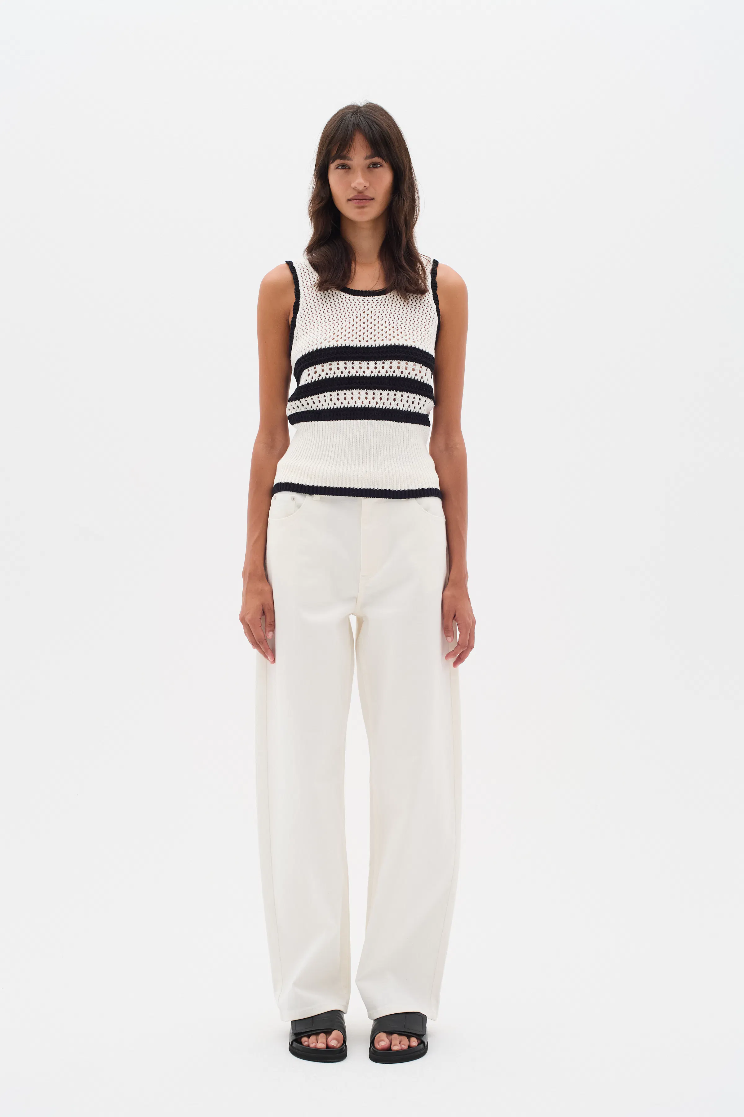YancyIW Pullover LOOKBOOK FRONT 30110449-300027