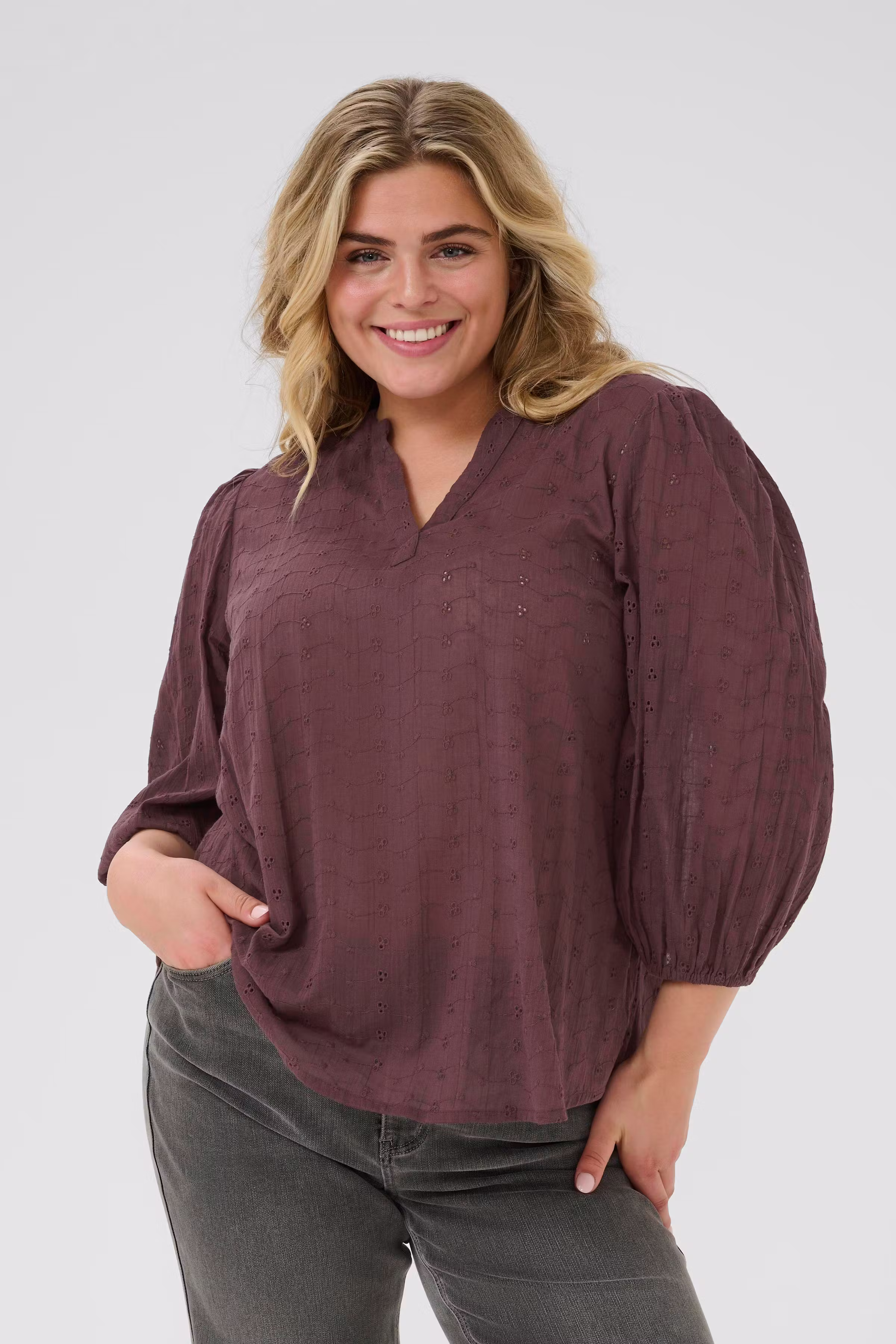 KCmaia Bluse LOOKBOOK FRONT 10583470-191619