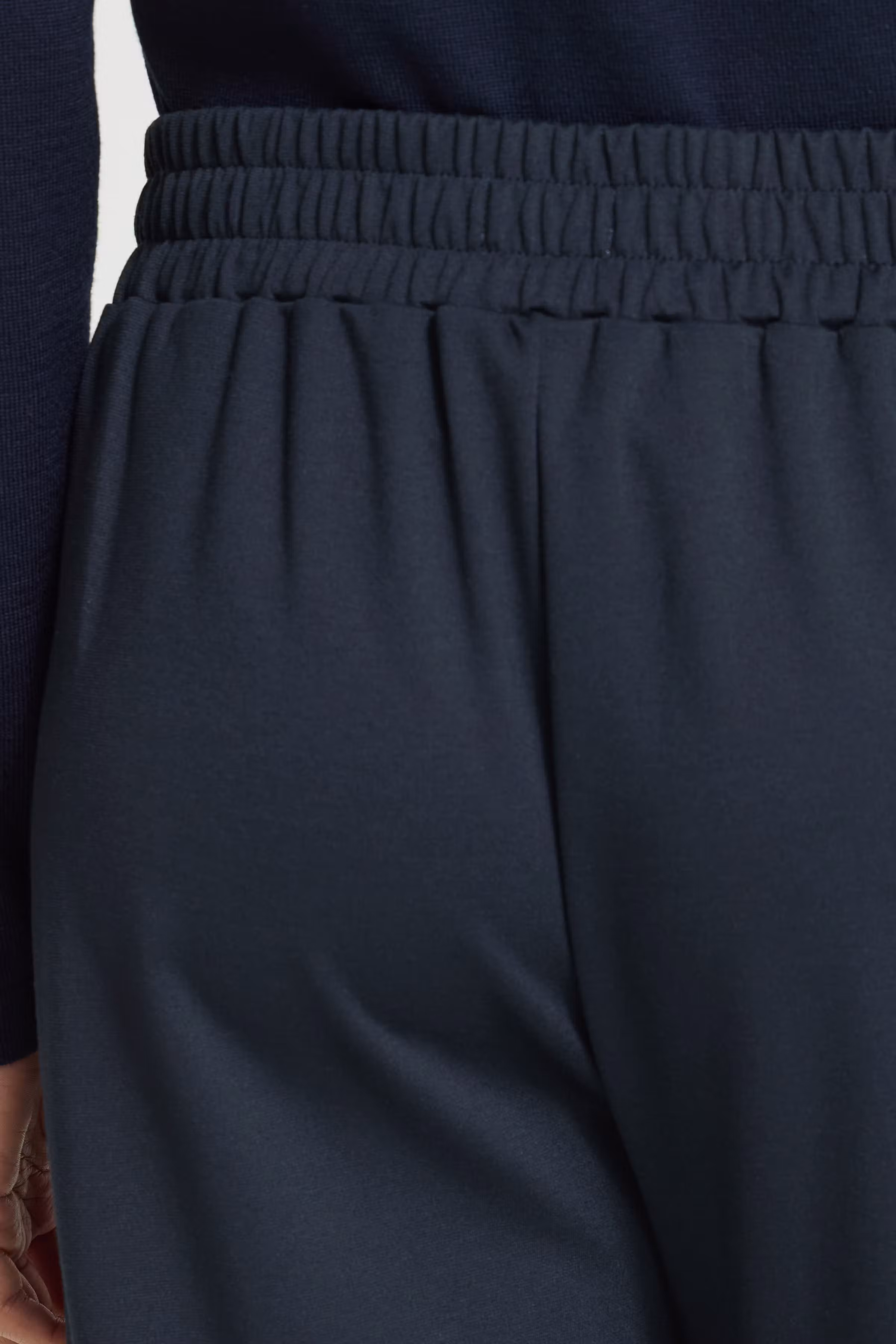 IXKATE BARREL  Bukser LOOKBOOK DETAIL 20123727-194010