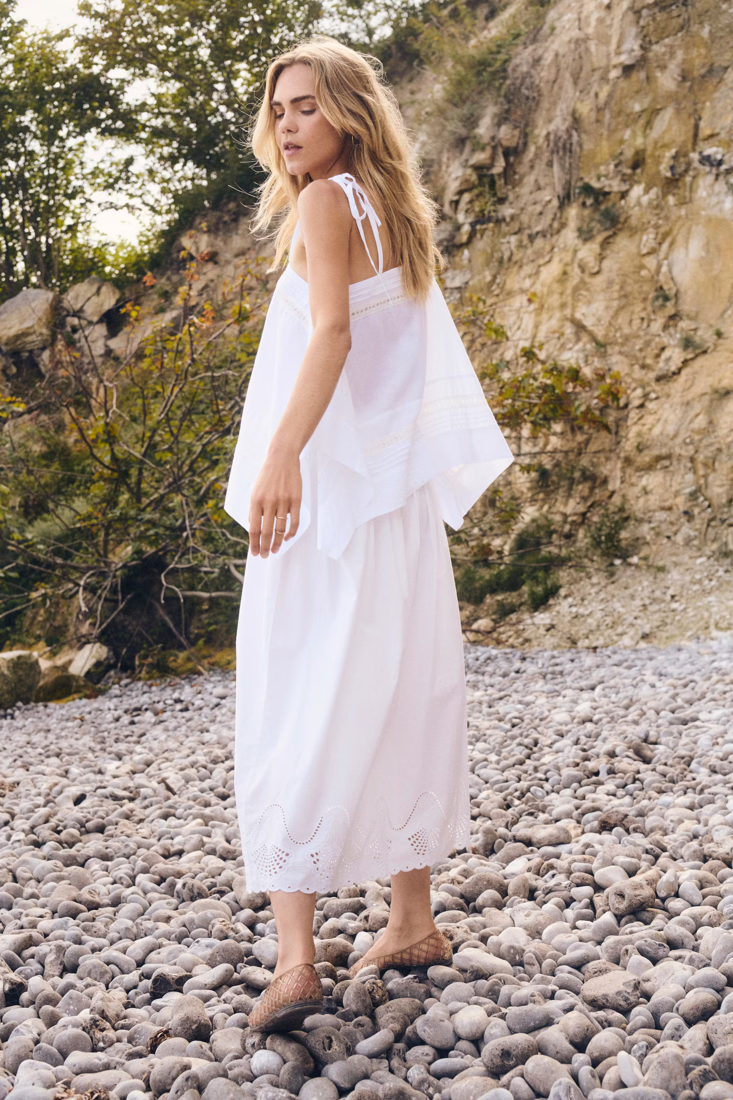 RivashellSZ Nederdel LOCATION NONE 30515095-110601