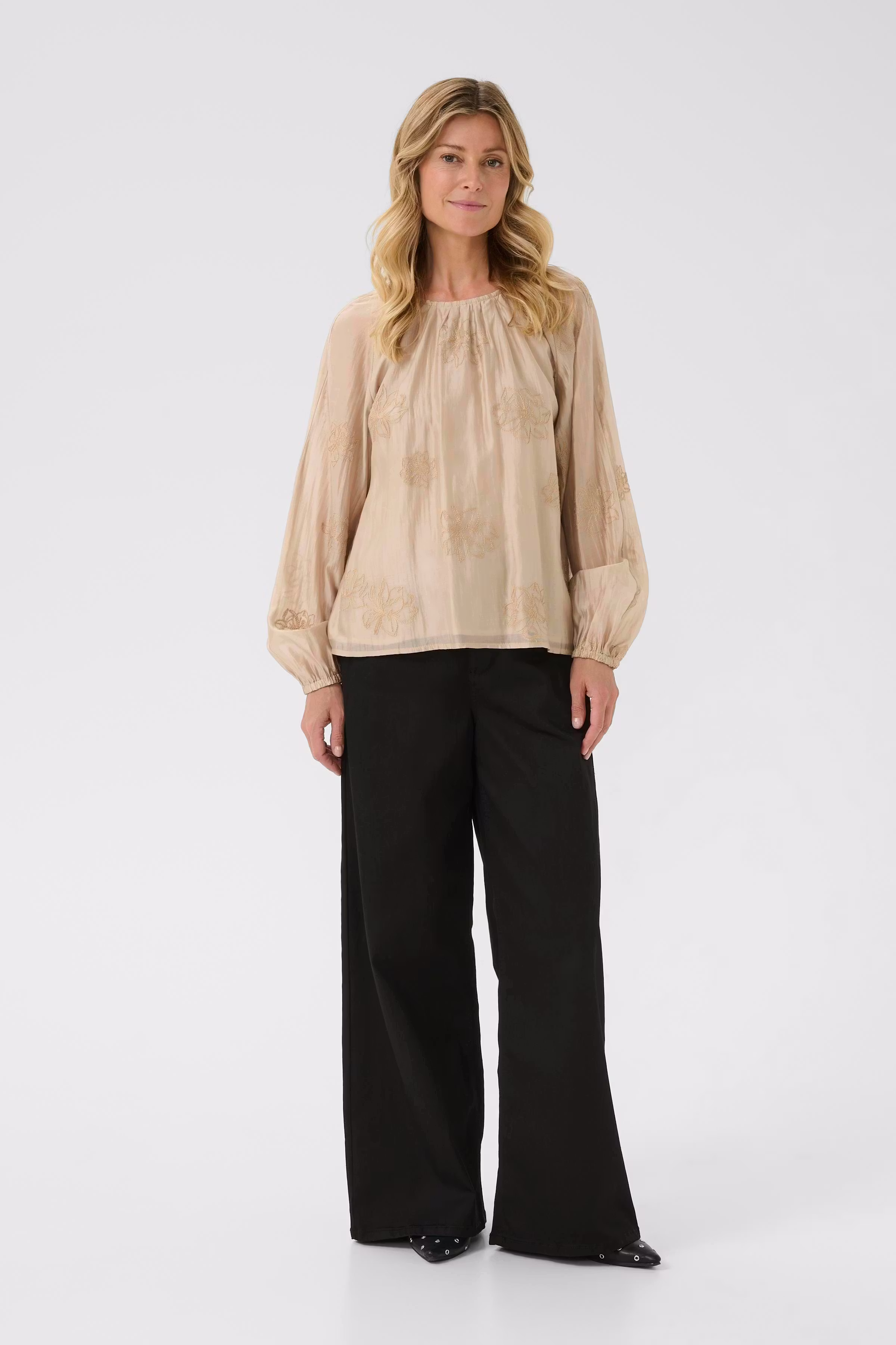 CRBine Blus LOOKBOOK FRONT 10614185-161407