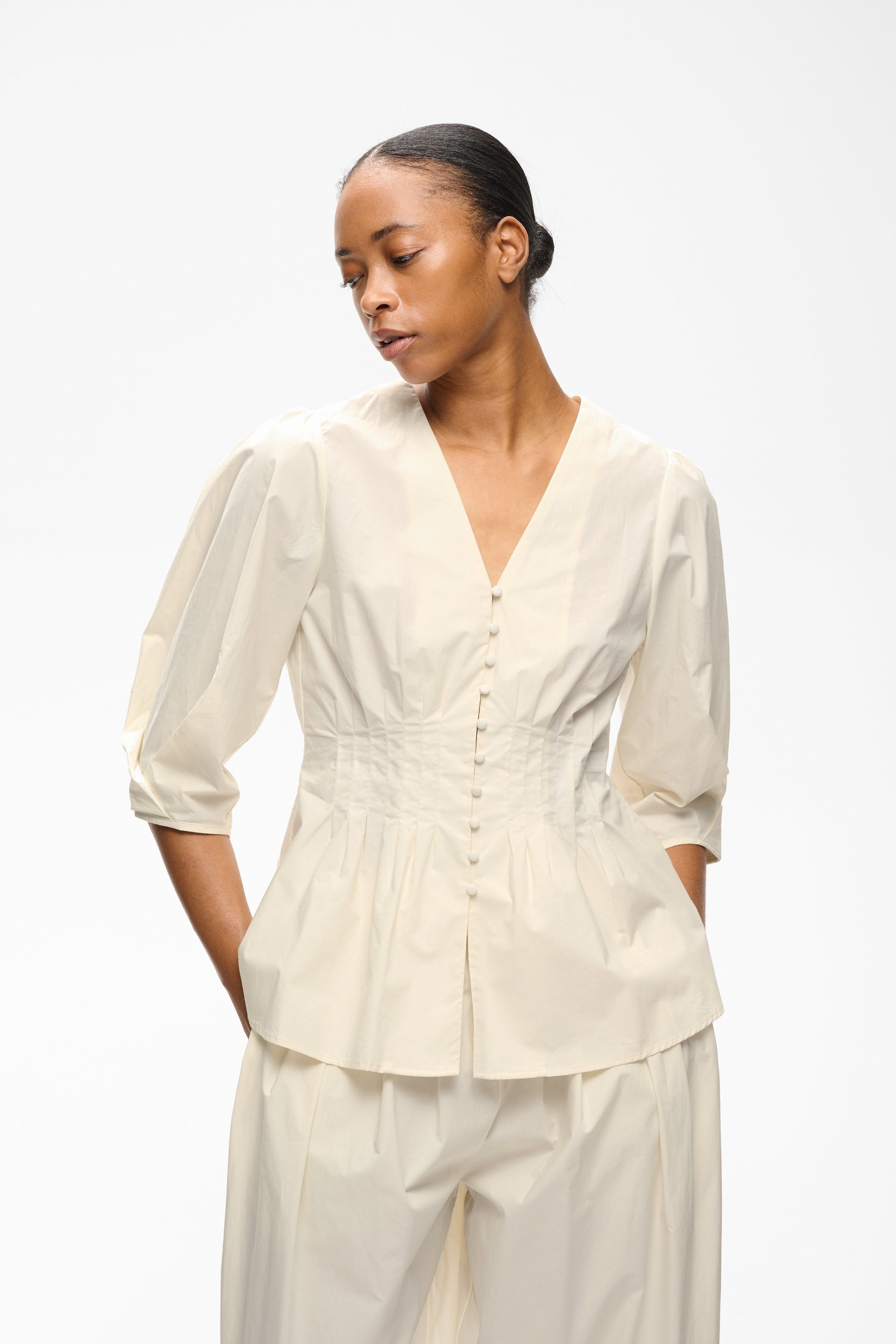 HAZEIW Top LOOKBOOK FRONT 30112710-120601
