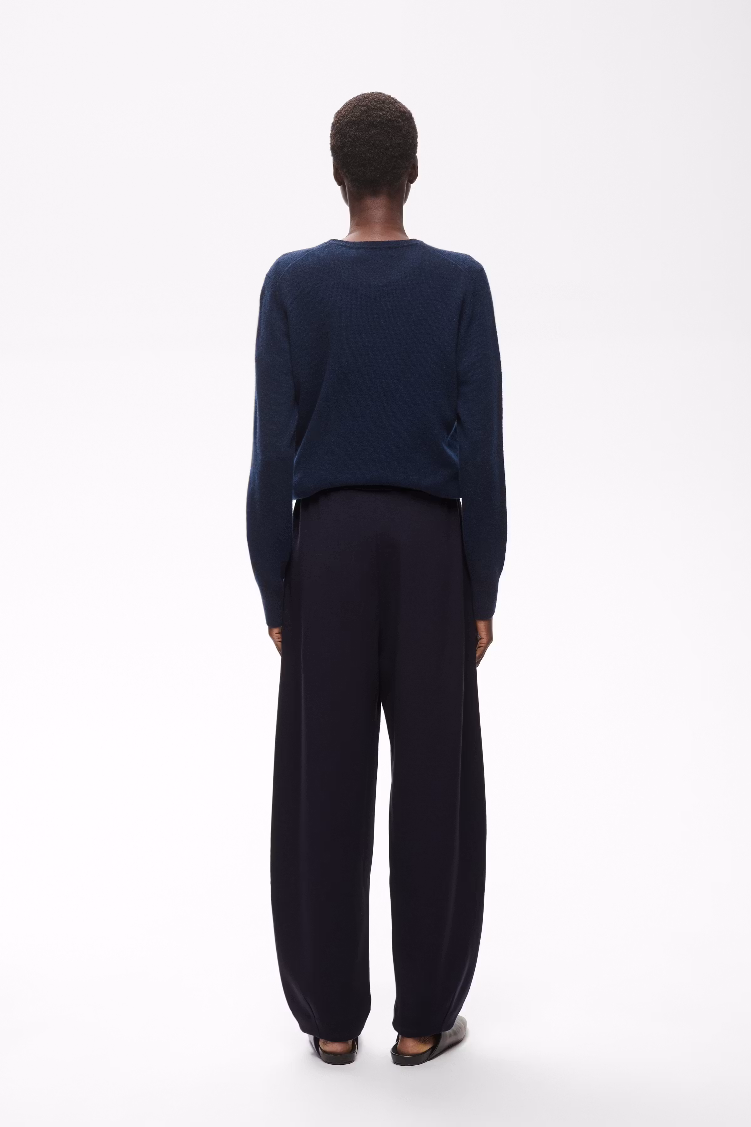 CleIW Trousers LOOKBOOK BACK 30111399-300005