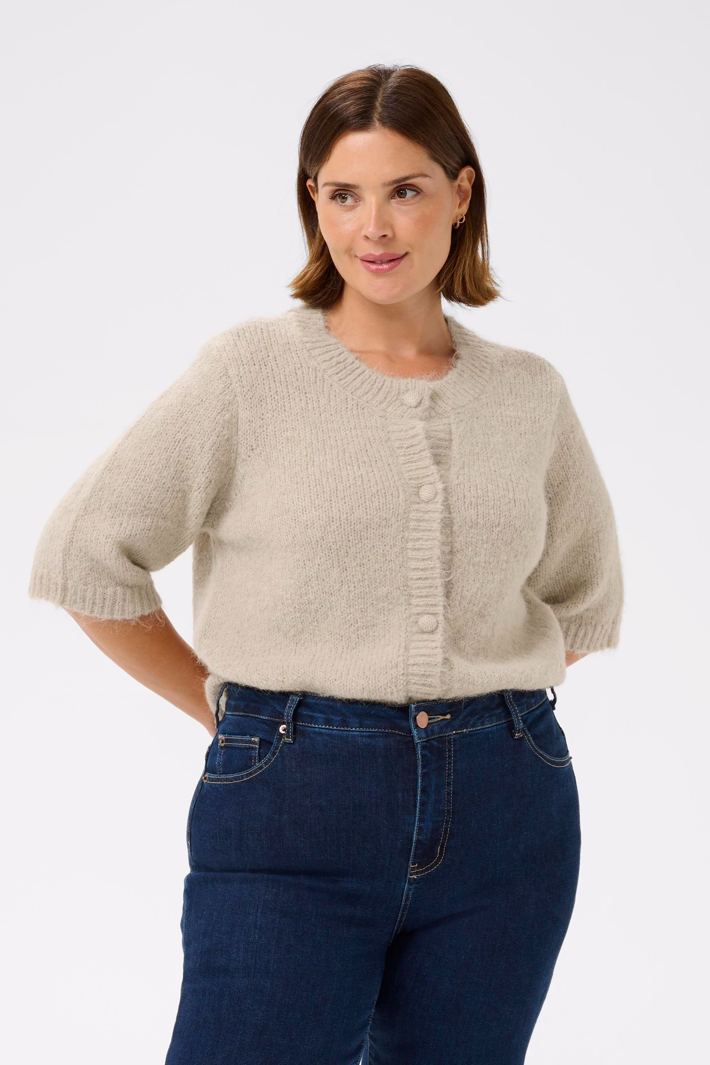 KCemilia Cardigan LOOKBOOK FRONT 10583918-1513051