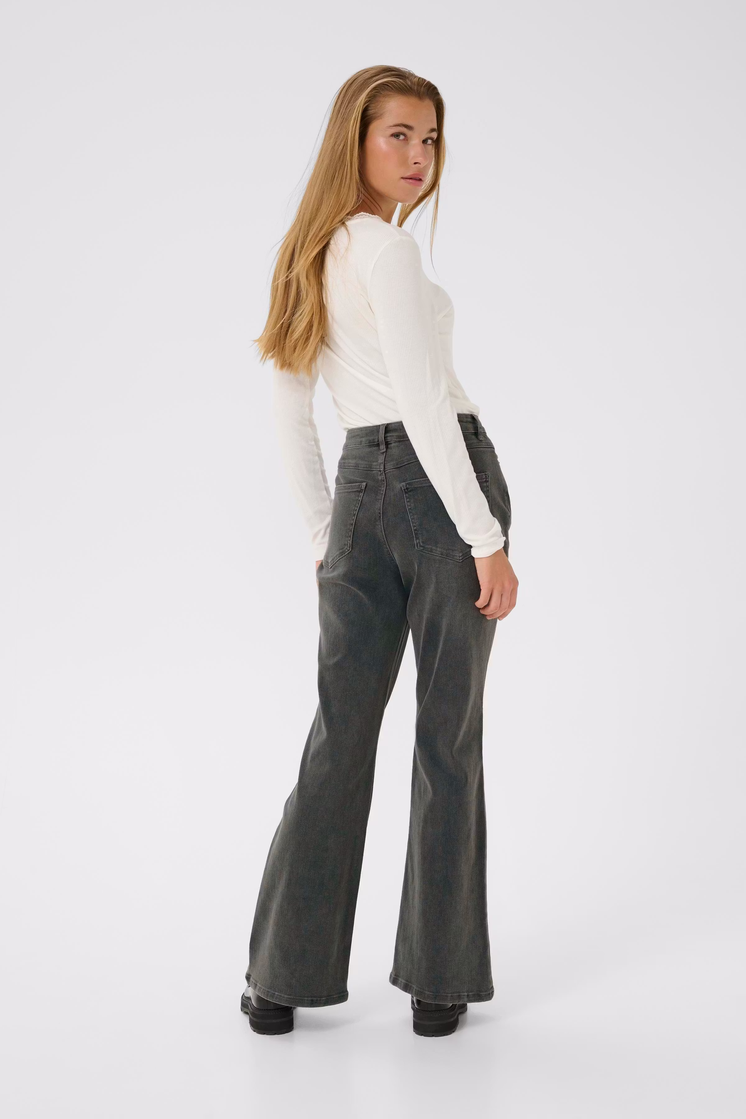 KAsinem Jeans LOOKBOOK BACK 10509481-103162