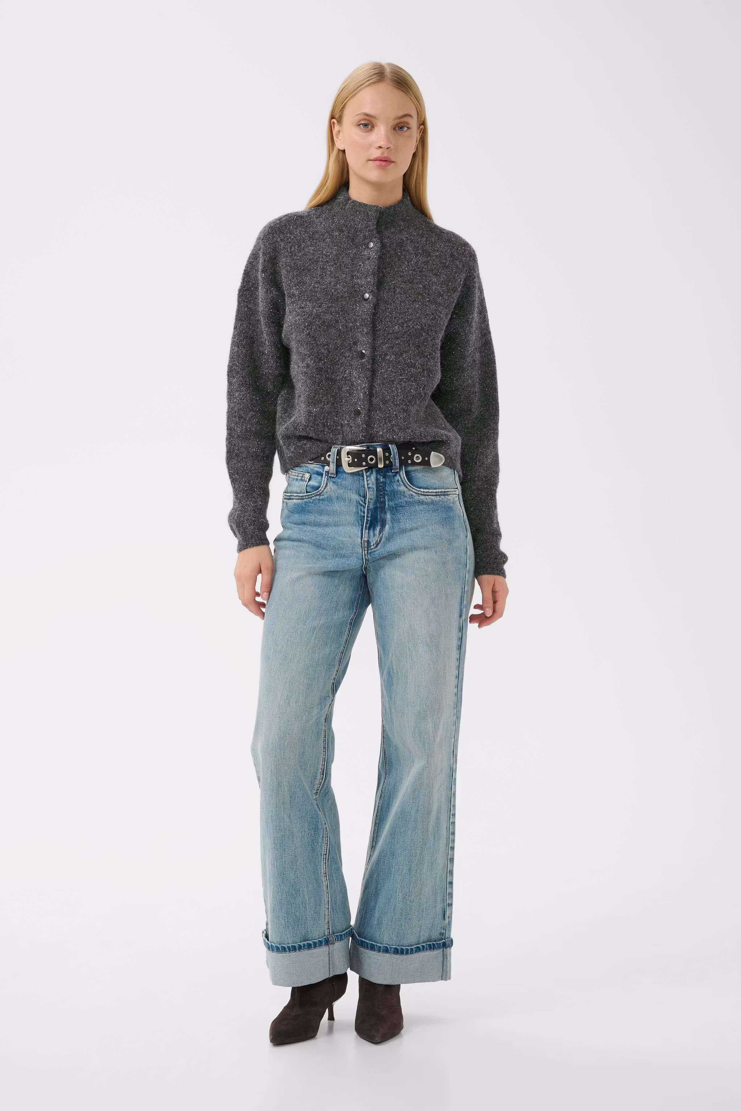 GZalpha Cardigan LOOKBOOK FRONT 10910817-108702