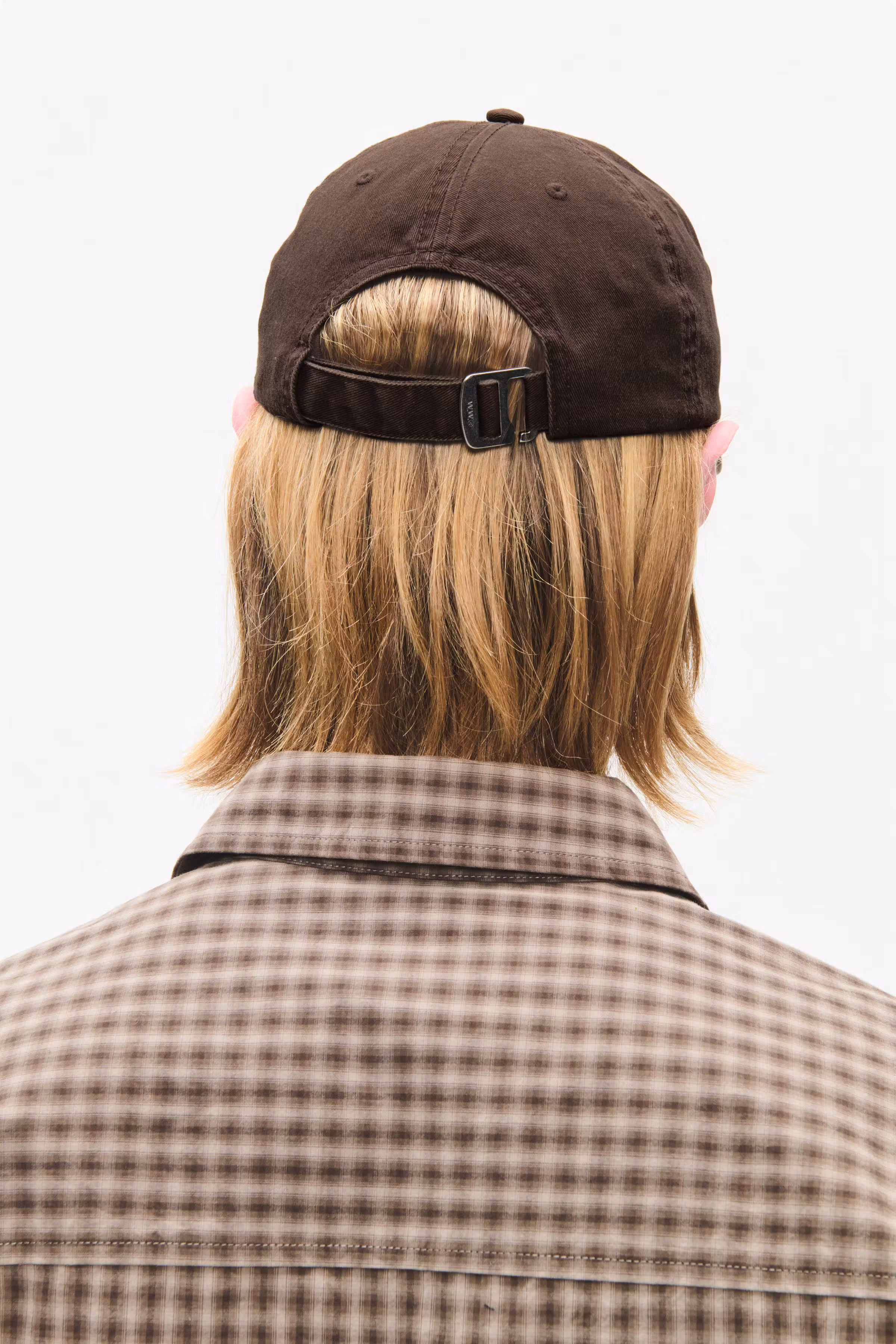 WWWallau Kappe LOOKBOOK DETAIL 30252306-190840