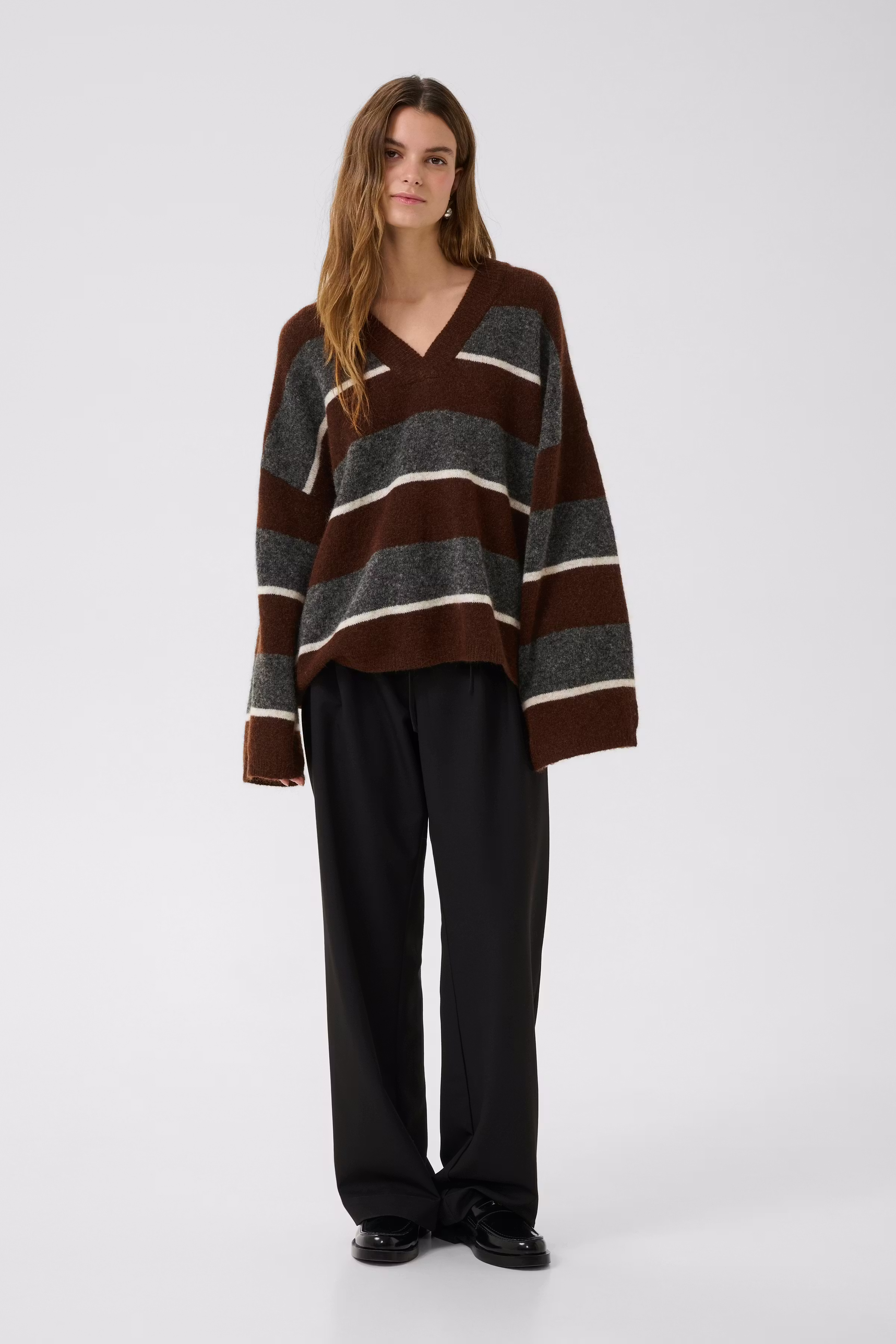 KBZelda Pullover LOOKBOOK FRONT 10105601-108563