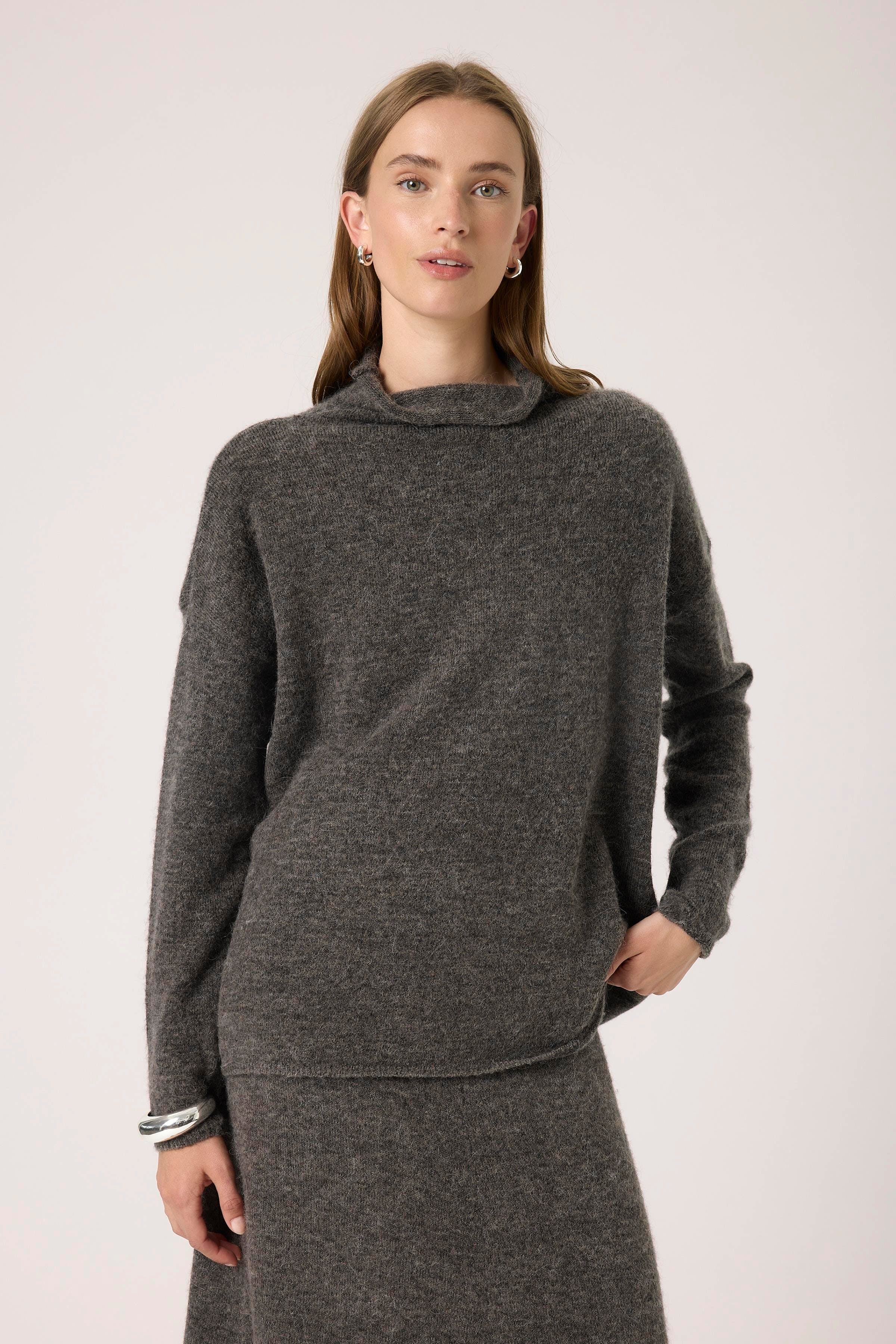 SLMiya Pullover LOOKBOOK FRONT 30406400-303707