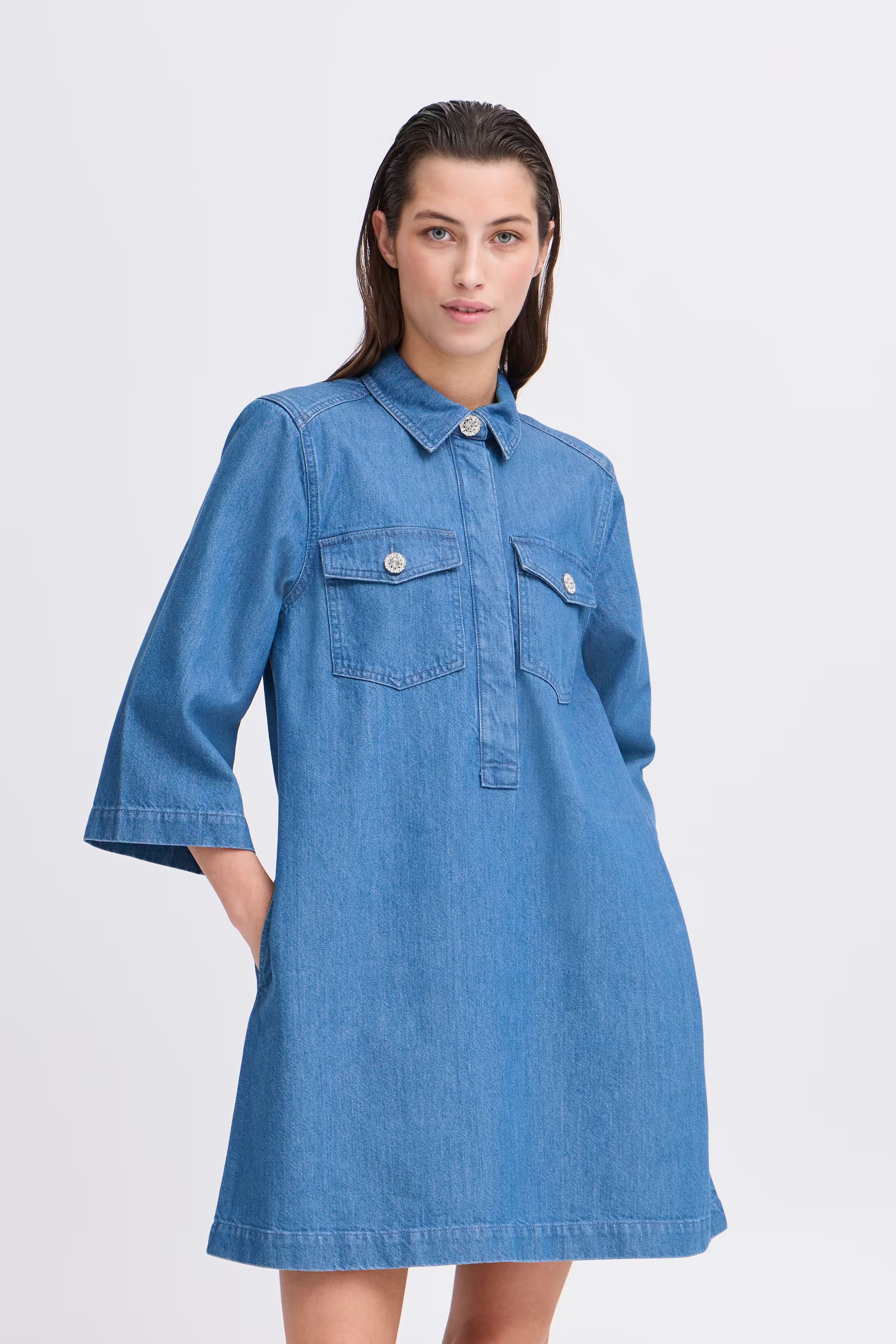 BYKISTINI Kleid LOOKBOOK FRONT 20816159-200461