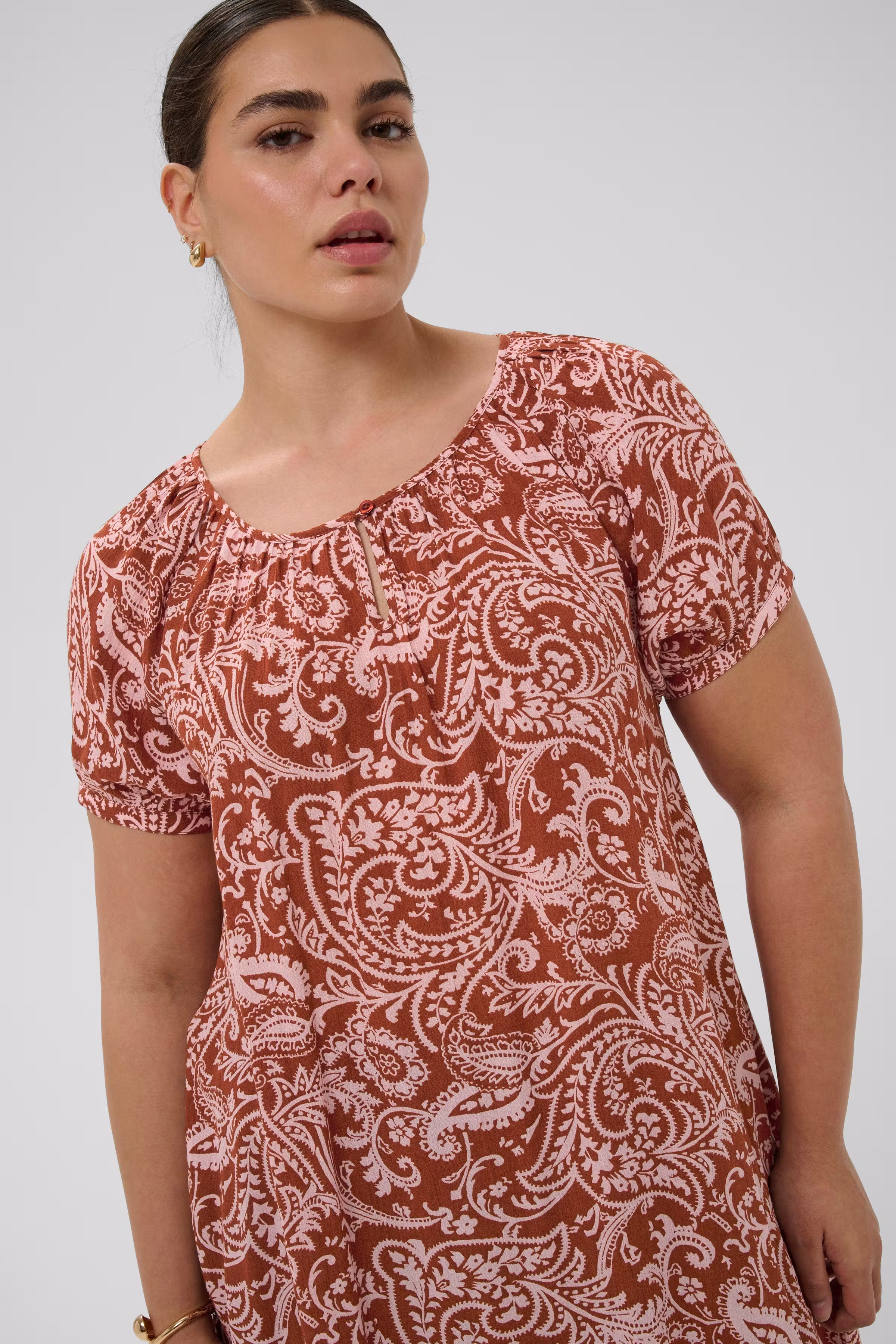 KCvilana Tunic LOOKBOOK DETAIL 10580840-109415