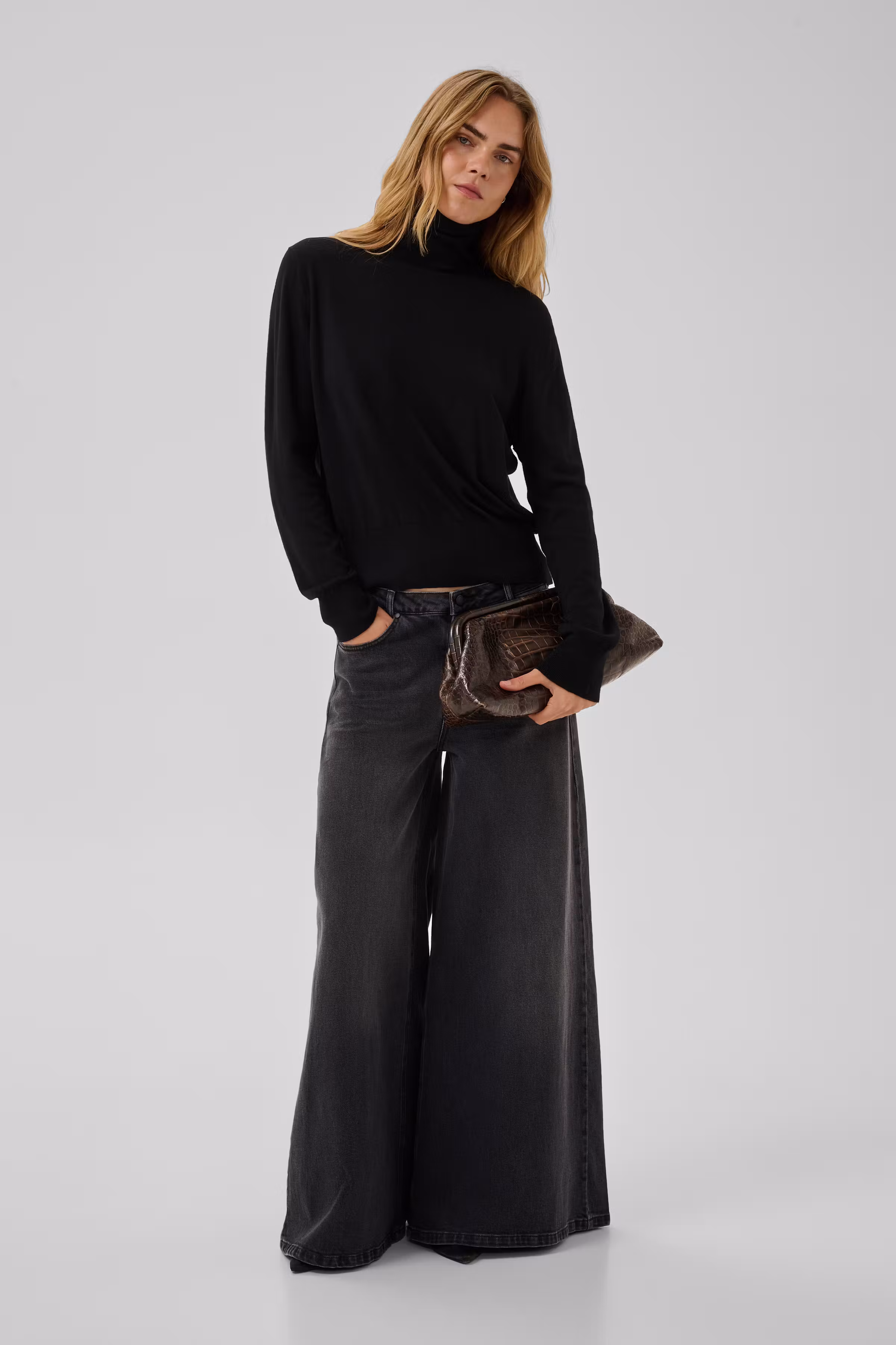 MWElijah Ledertasche LOOKBOOK FRONT 10705815-1000216
